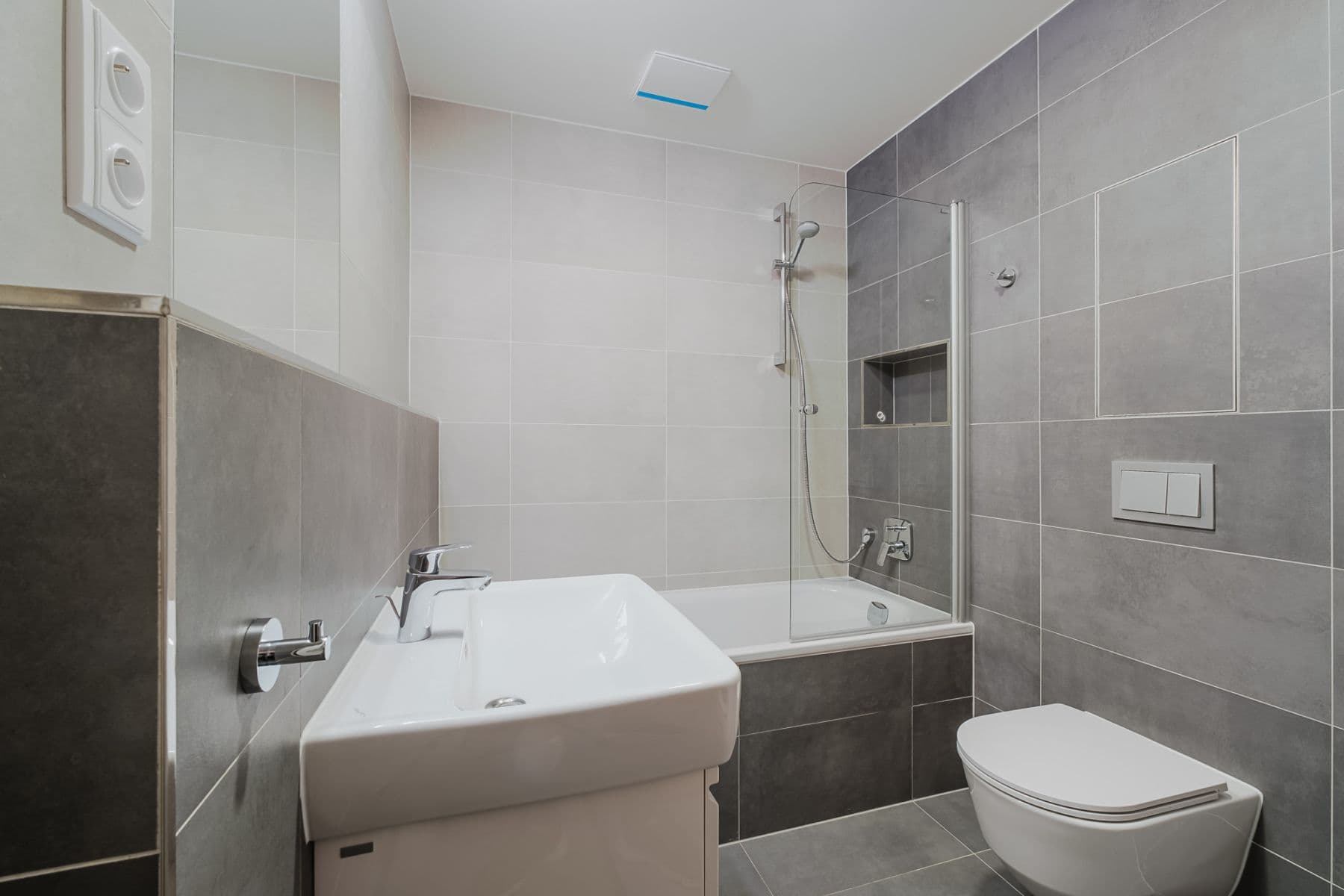 flat to rent, 52 m², U Pergamenky, Prague, Prague