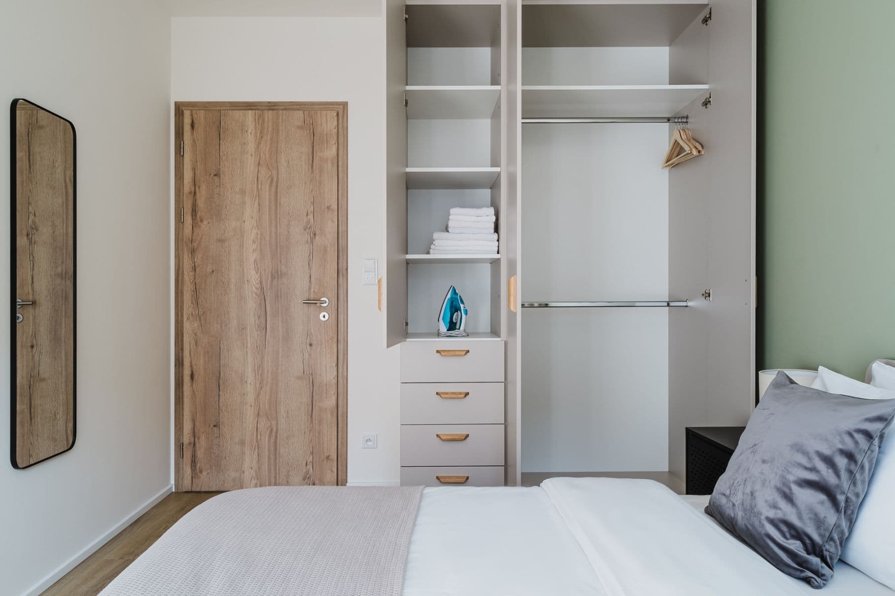 flat to rent, 52 m², U Pergamenky, Prague, Prague