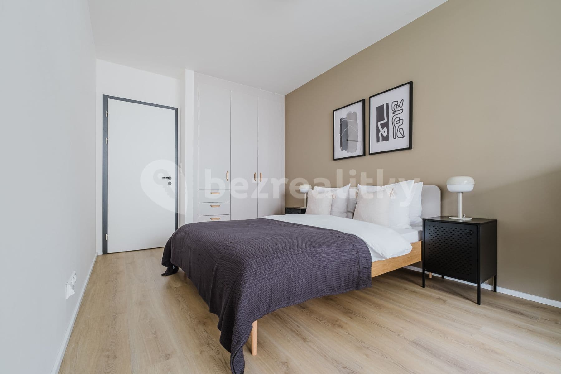 flat to rent, 54 m², Vrbenského, Prague, Prague