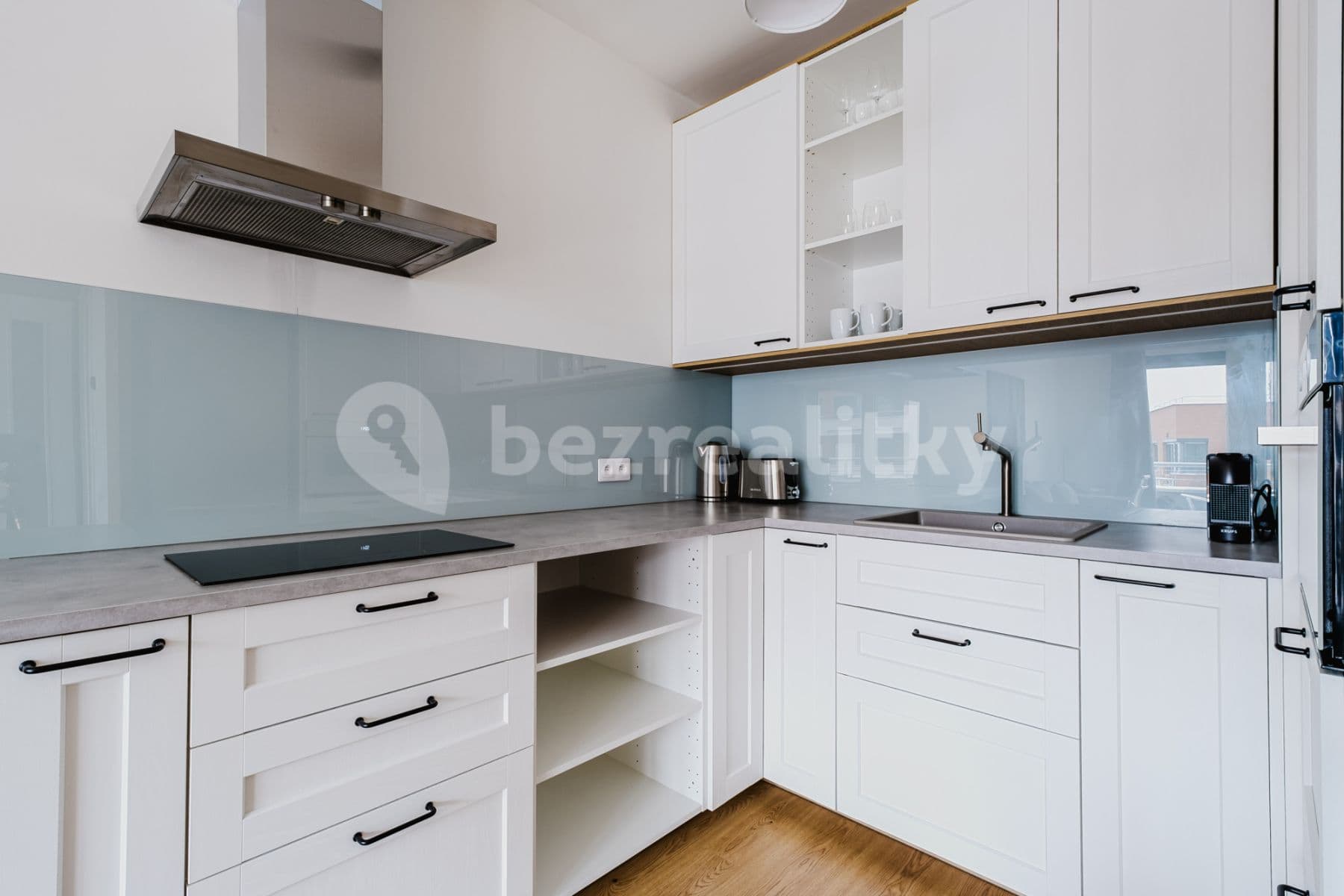 flat to rent, 44 m², Drahňovická, Prague, Prague
