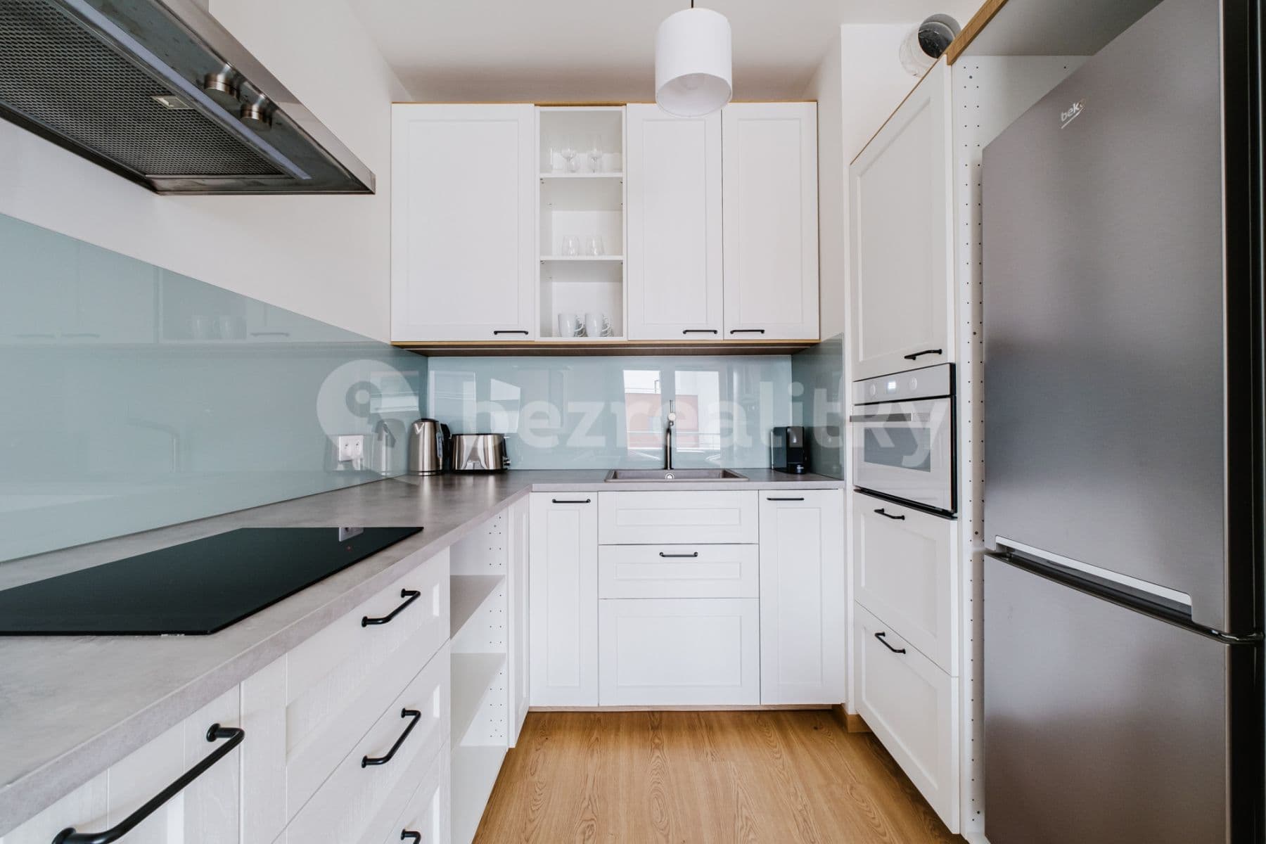 flat to rent, 44 m², Drahňovická, Prague, Prague
