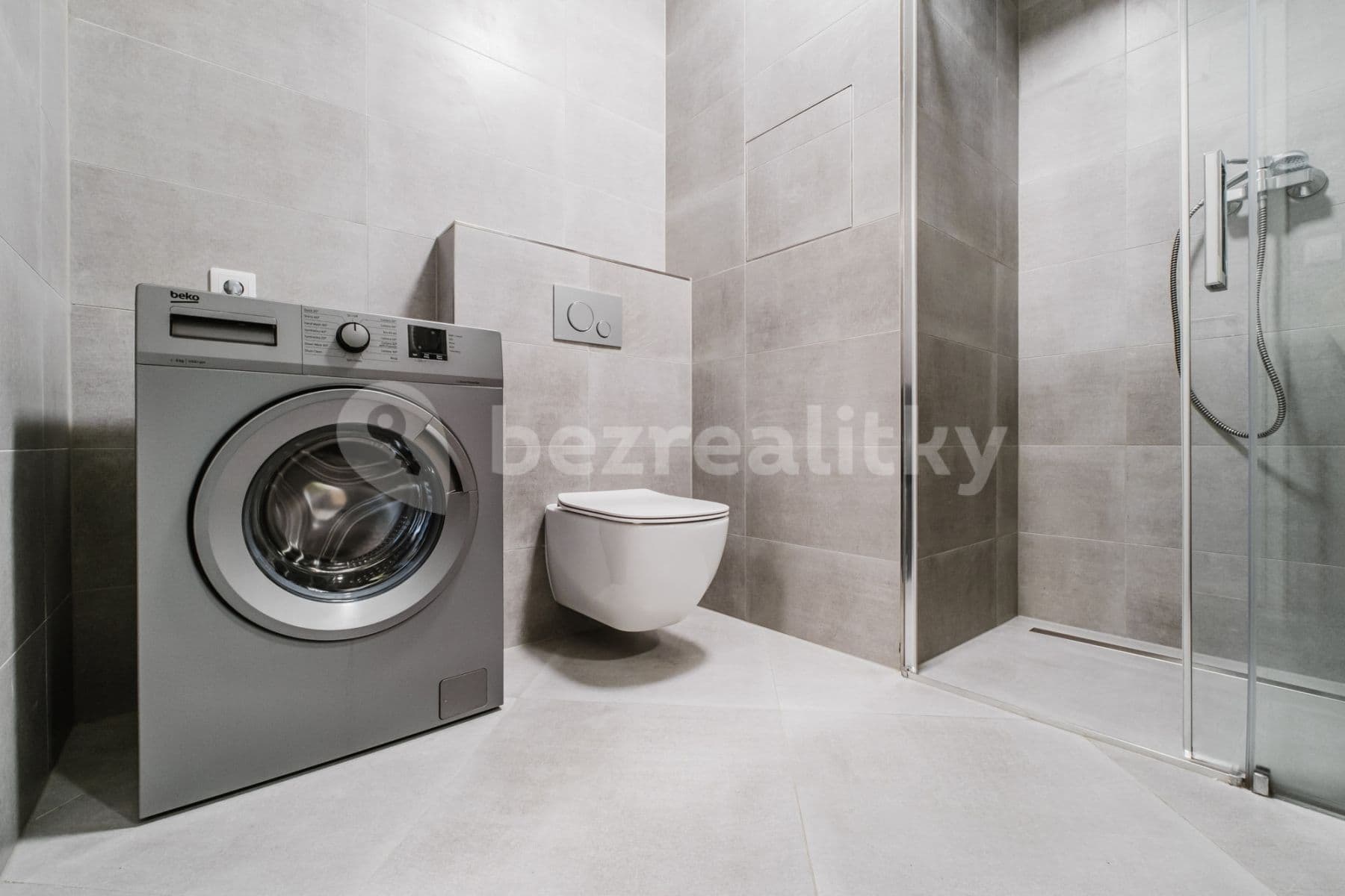 flat to rent, 44 m², Drahňovická, Prague, Prague
