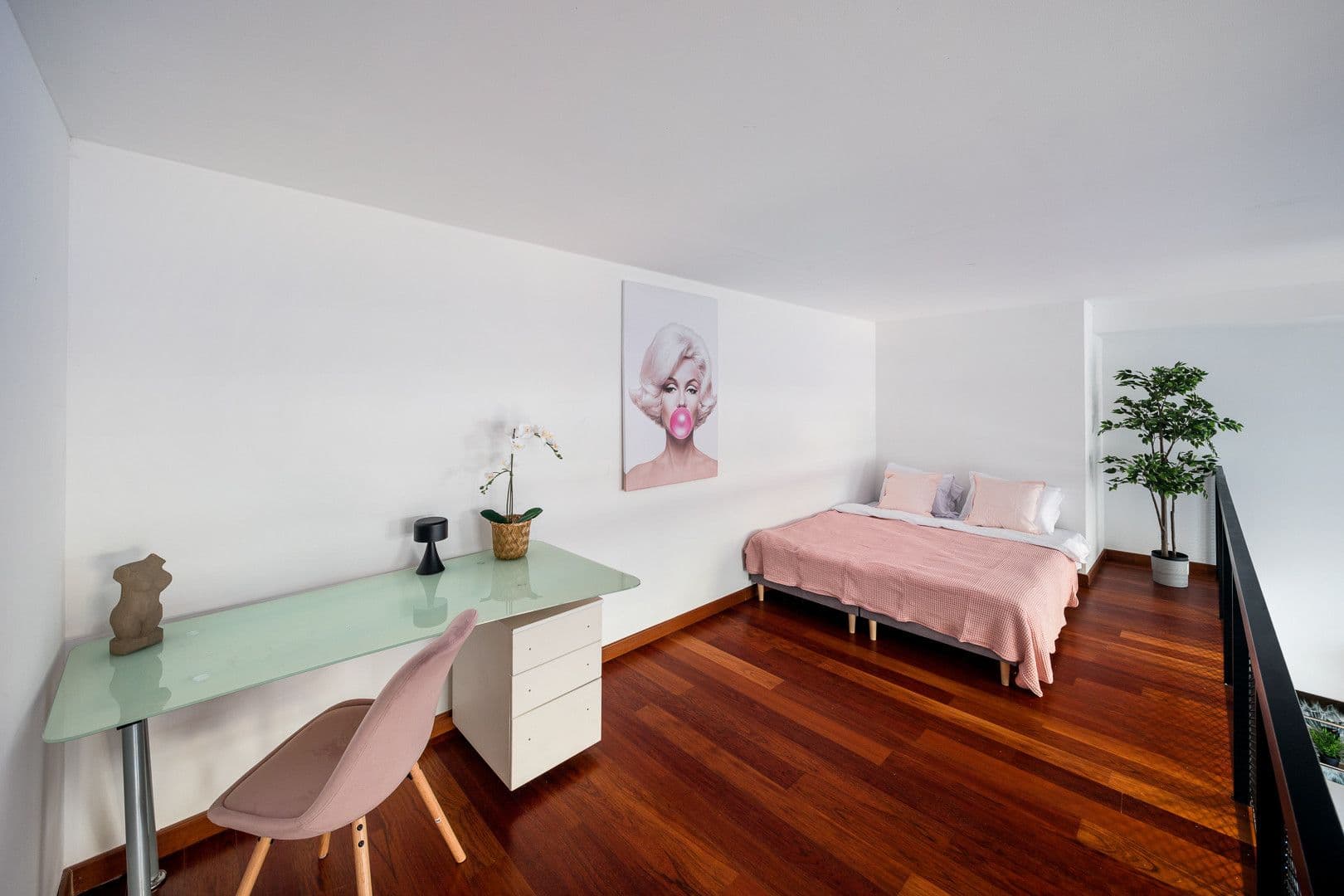flat to rent, 98 m², Křižíkova a, Prague, Prague