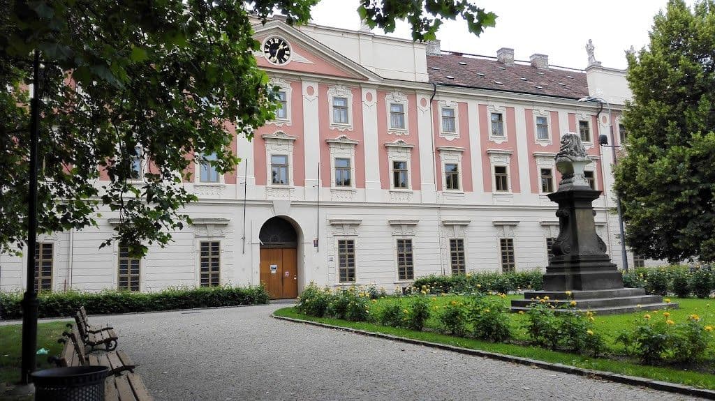 flat to rent, 98 m², Křižíkova a, Prague, Prague