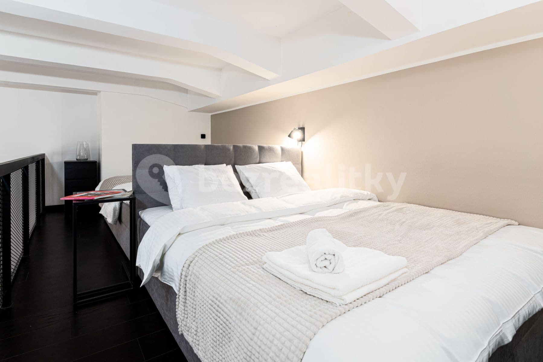 flat to rent, 70 m², Křižíkova, Prague, Prague