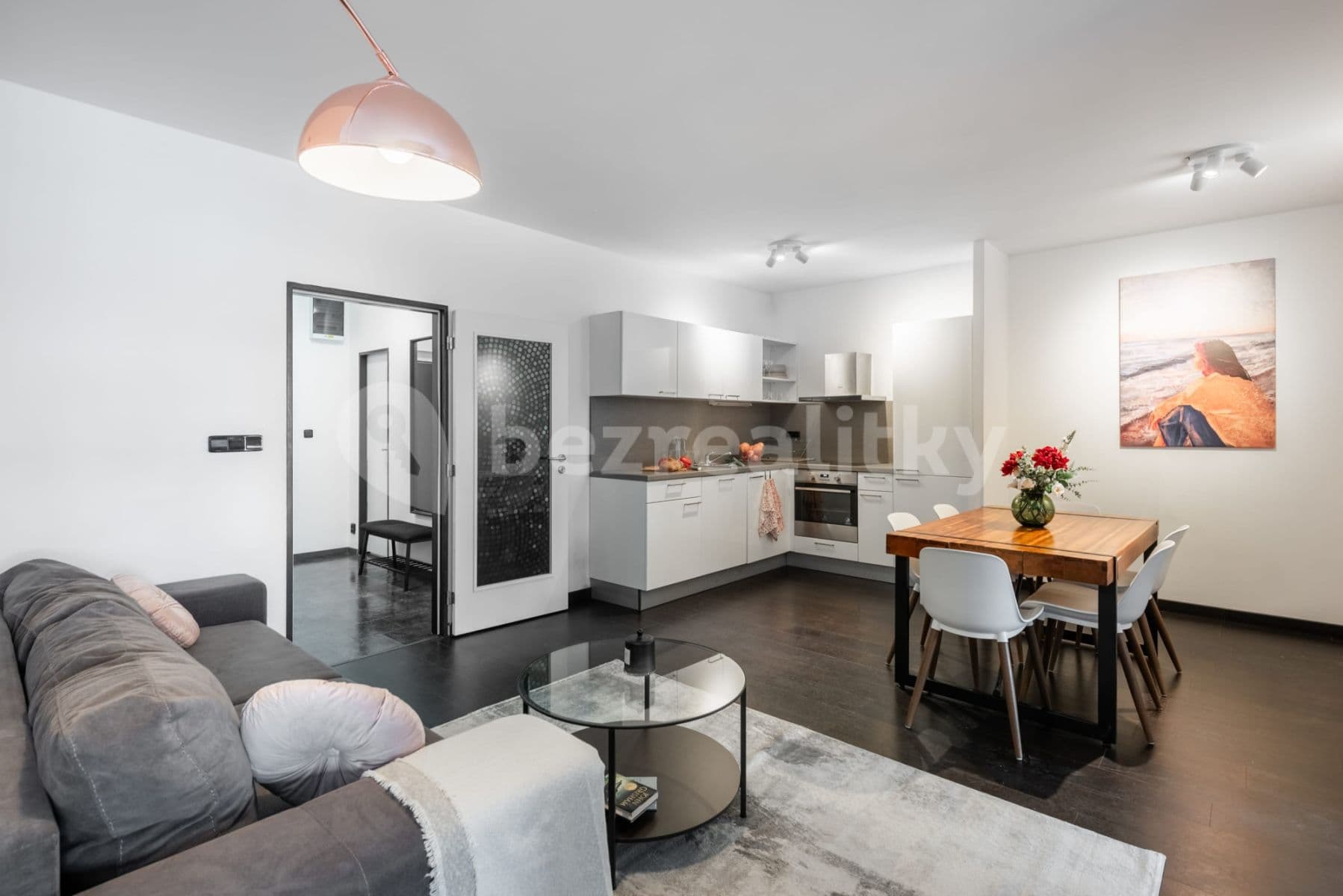flat to rent, 150 m², Křižíkova, Prague, Prague