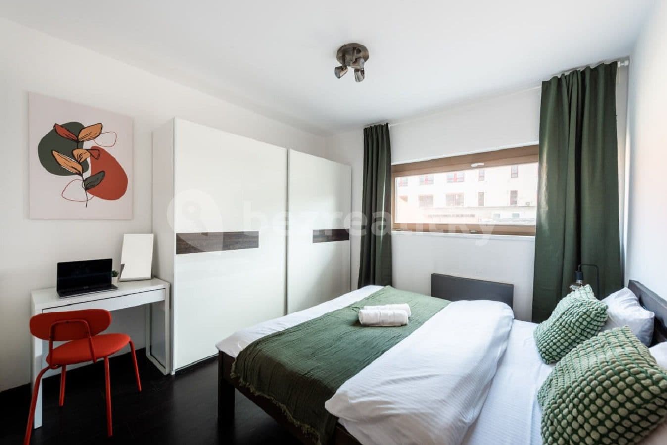 flat to rent, 150 m², Křižíkova, Prague, Prague