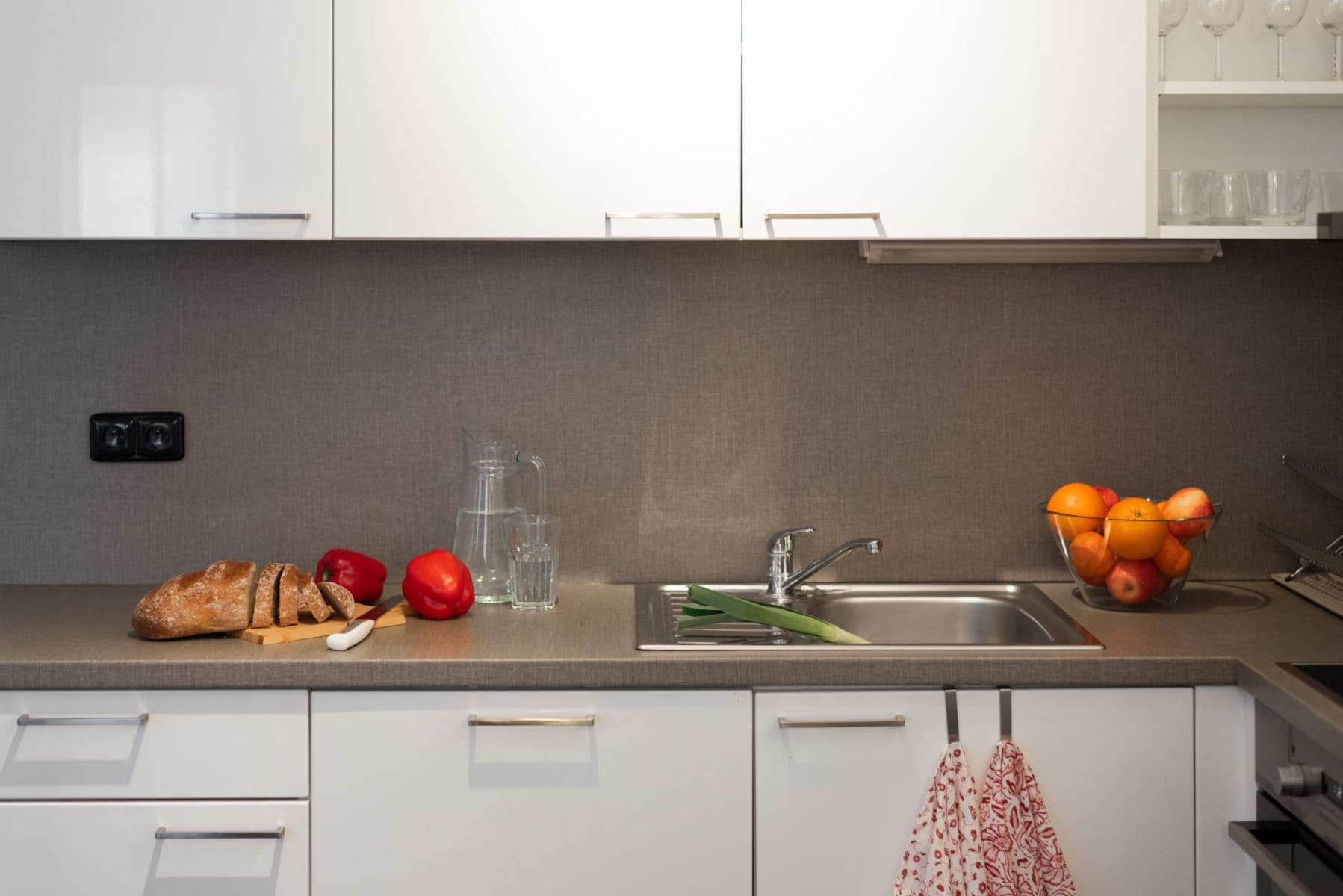 flat to rent, 150 m², Křižíkova, Prague, Prague