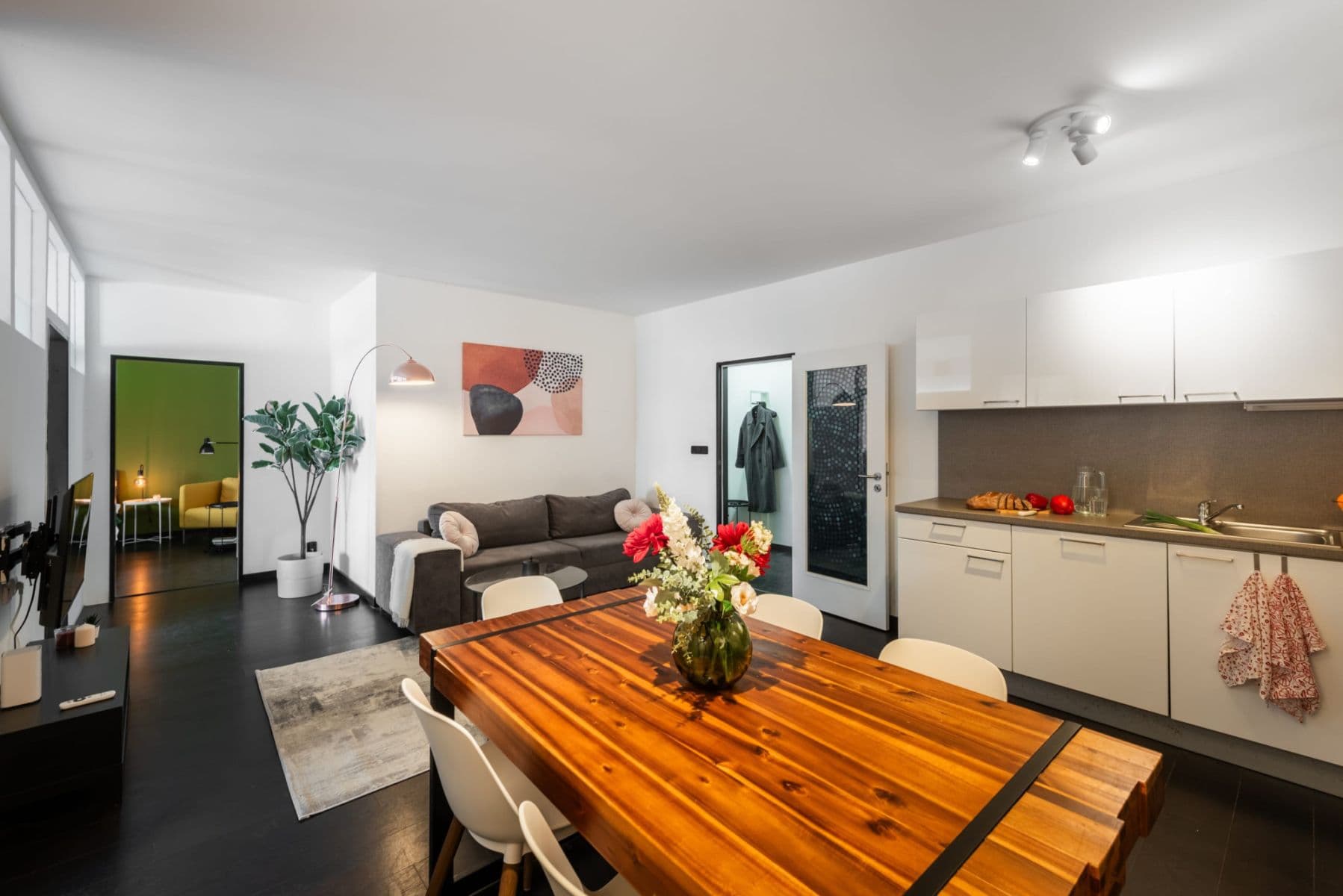 flat to rent, 150 m², Křižíkova, Prague, Prague