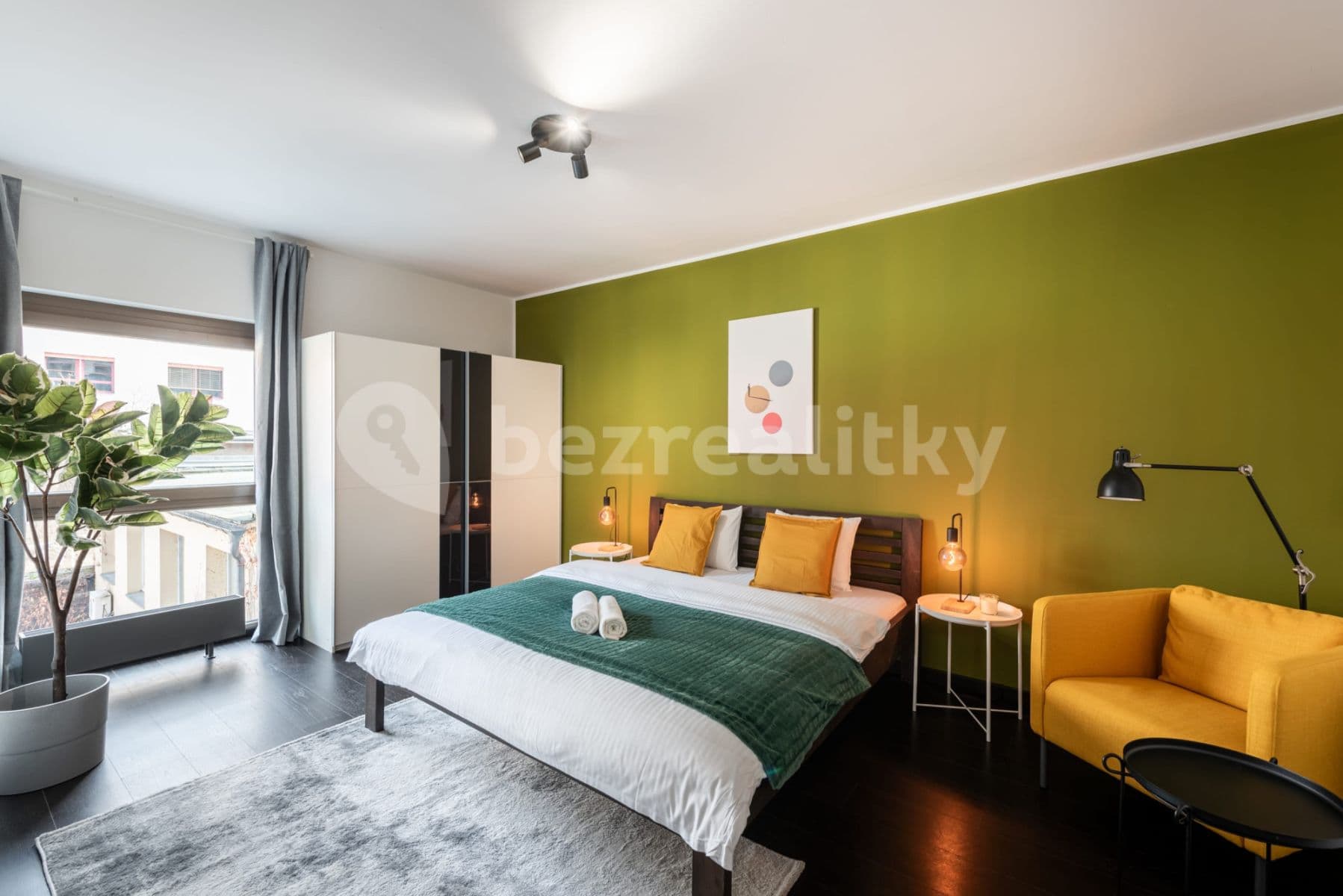 flat to rent, 150 m², Křižíkova, Prague, Prague