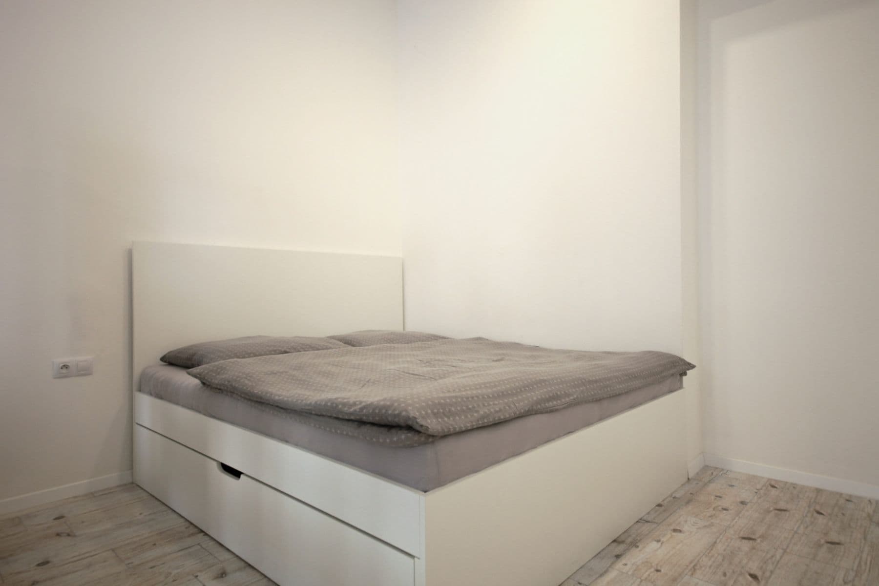 flat to rent, 45 m², Petřínská, Prague, Prague