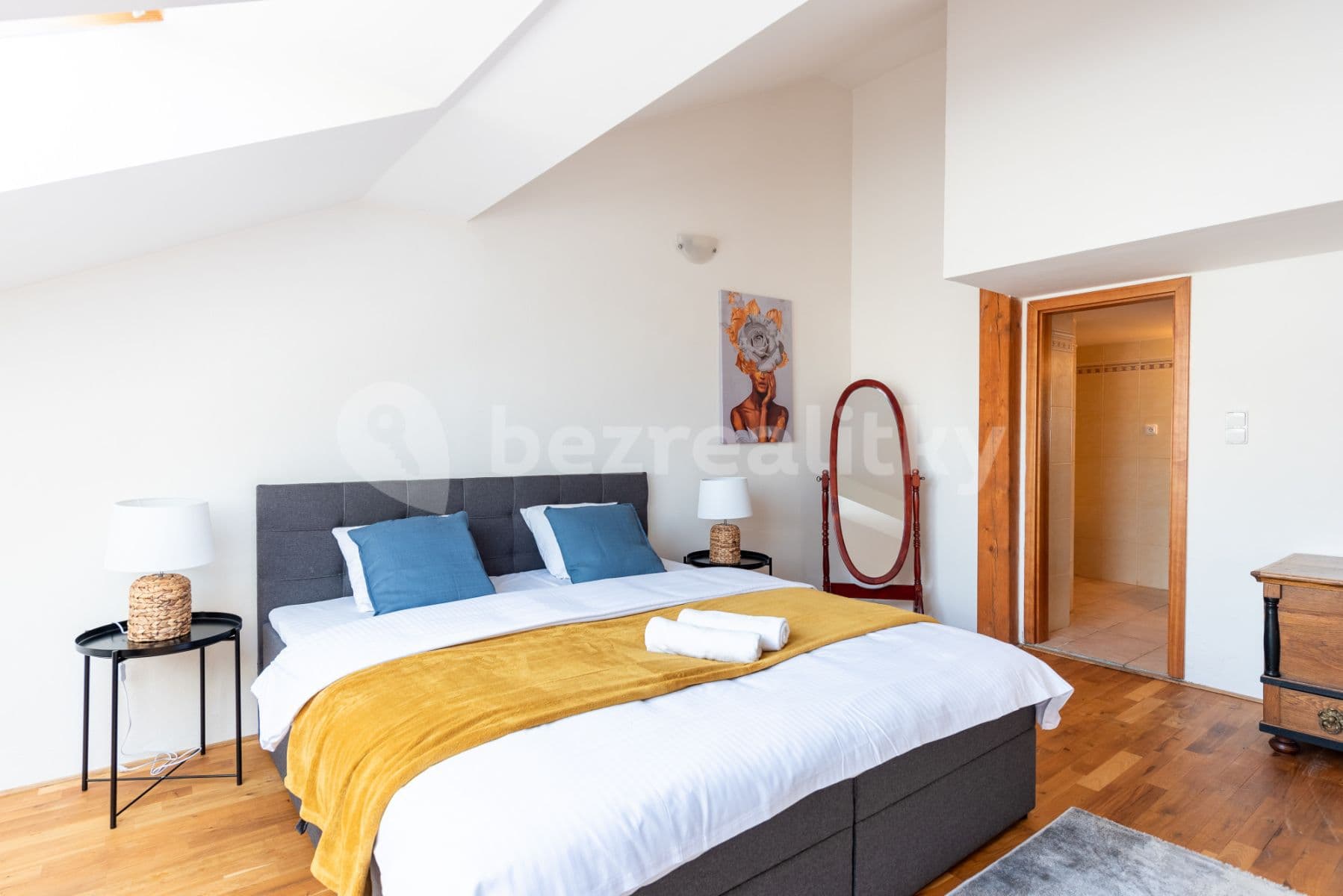 flat to rent, 150 m², Řeznická, Prague, Prague