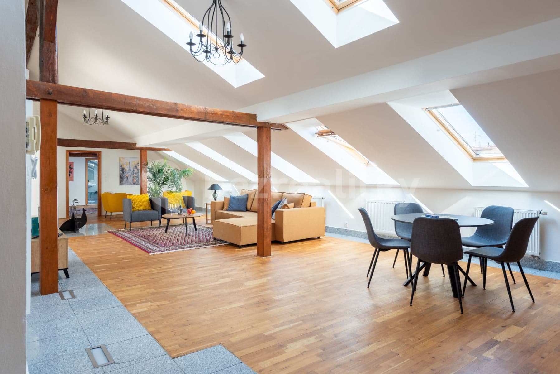 flat to rent, 150 m², Řeznická, Prague, Prague