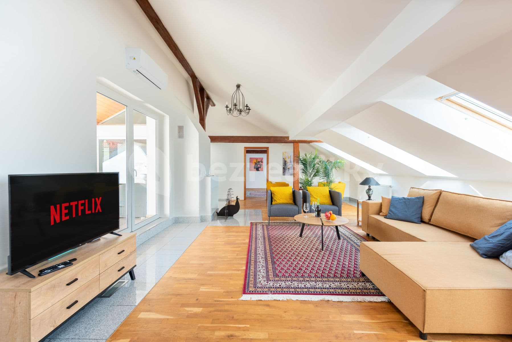 flat to rent, 150 m², Řeznická, Prague, Prague
