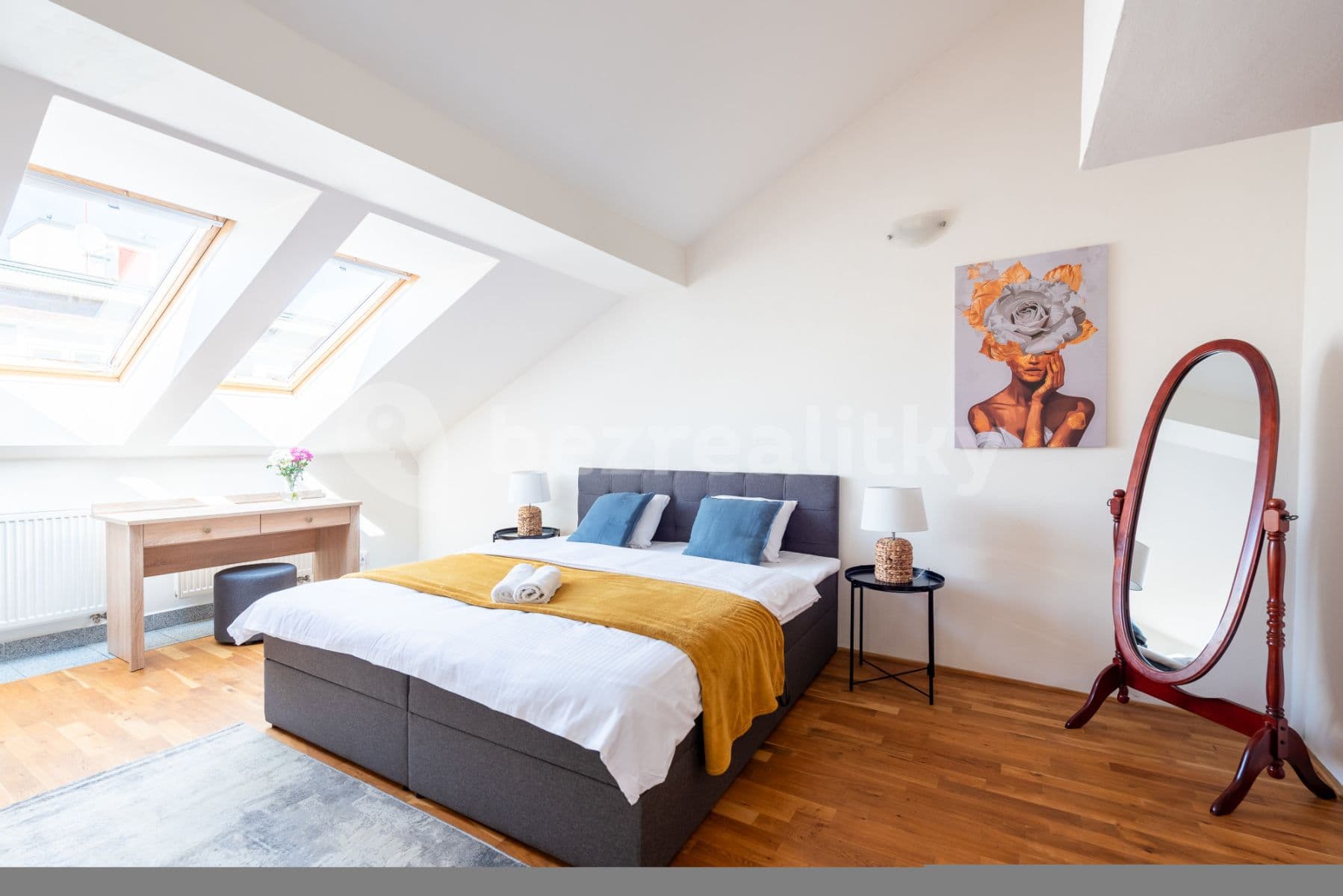 flat to rent, 150 m², Řeznická, Prague, Prague
