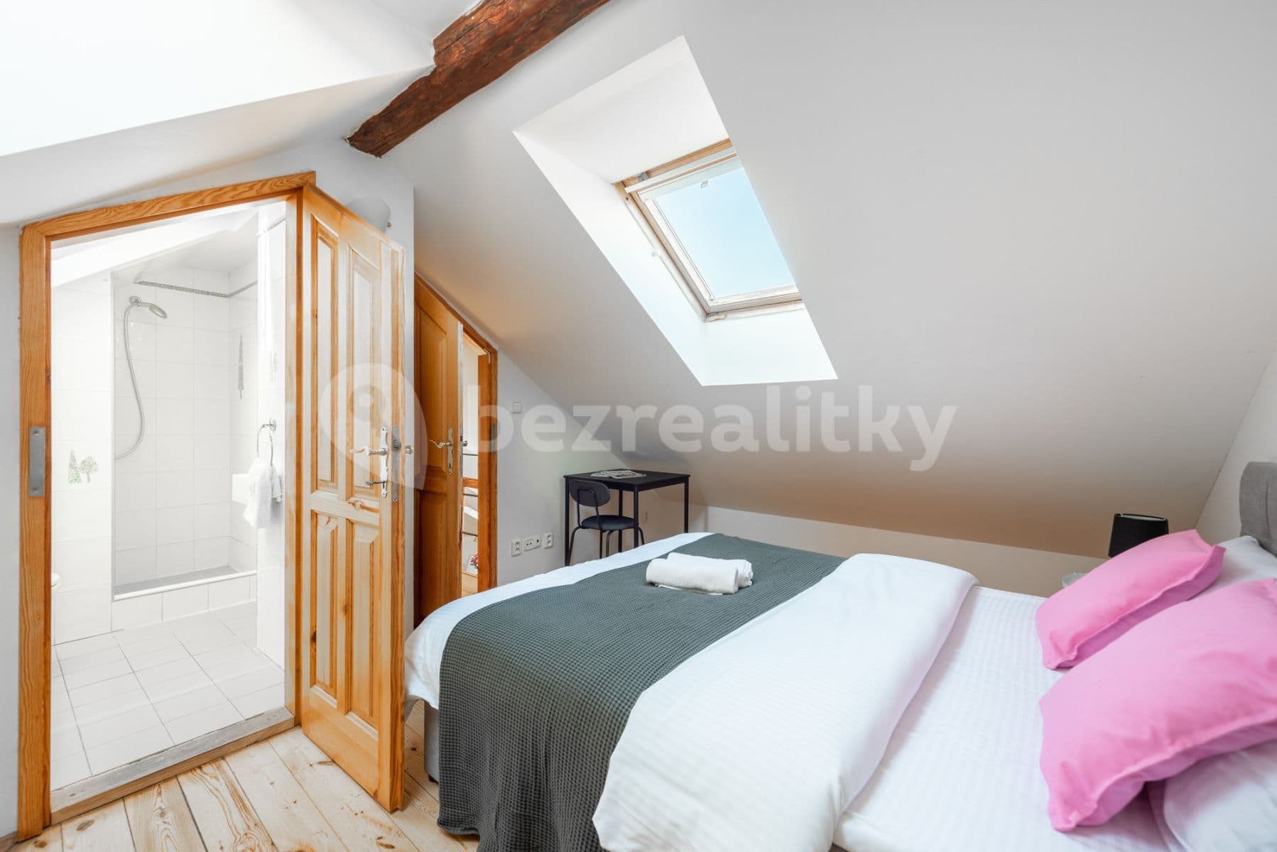 flat to rent, 80 m², Pštrossova, Prague, Prague