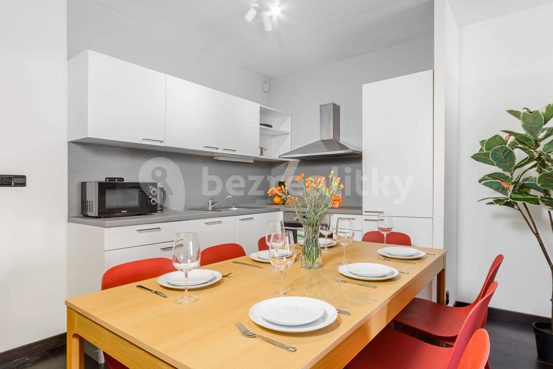 flat to rent, 95 m², Křižíkova, Prague, Prague