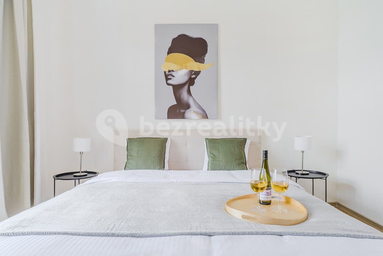 flat to rent, 100 m², Londýnská, Prague, Prague