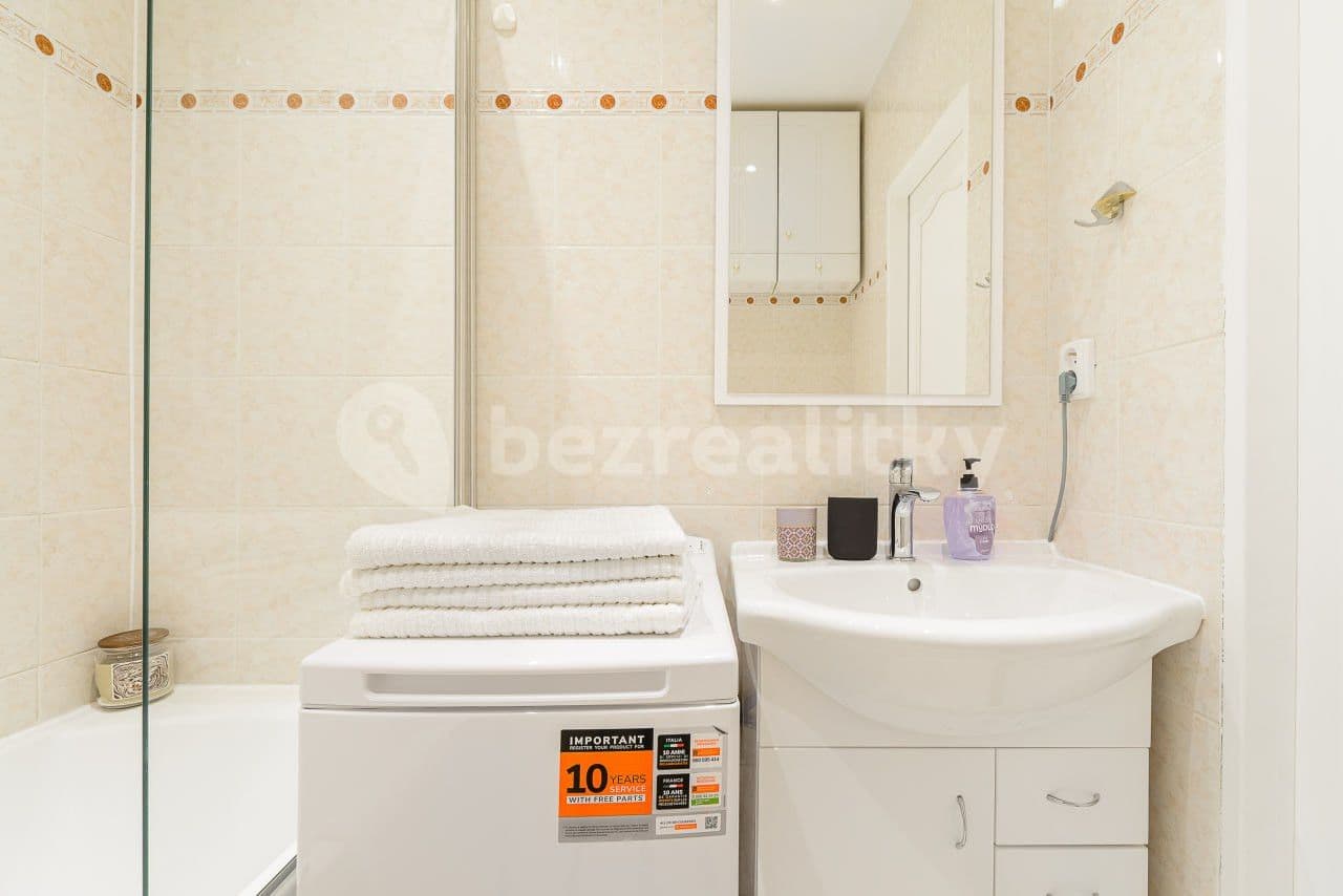 flat to rent, 100 m², Londýnská, Prague, Prague