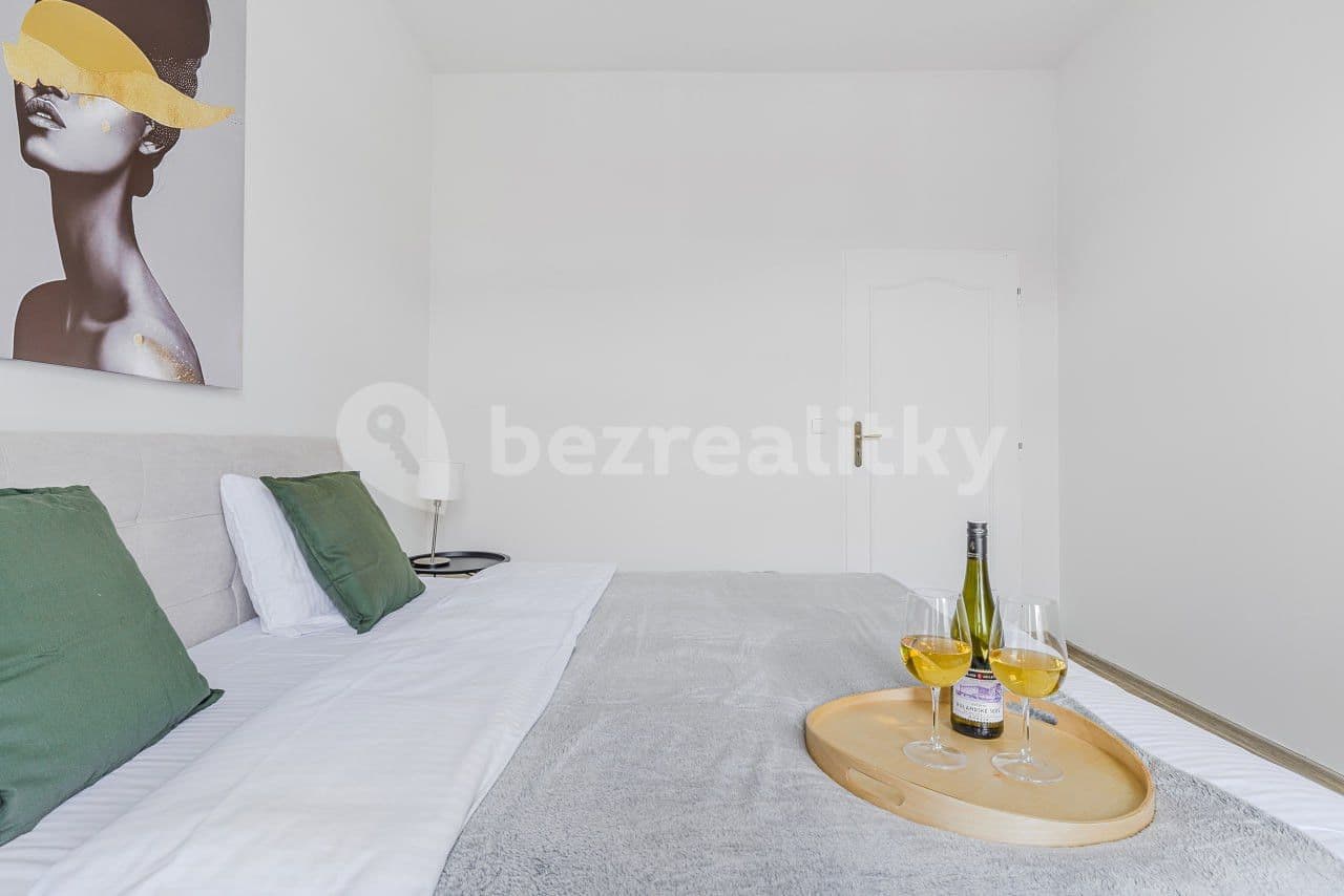 flat to rent, 100 m², Londýnská, Prague, Prague
