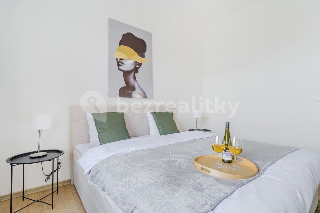 flat to rent, 100 m², Londýnská, Prague, Prague