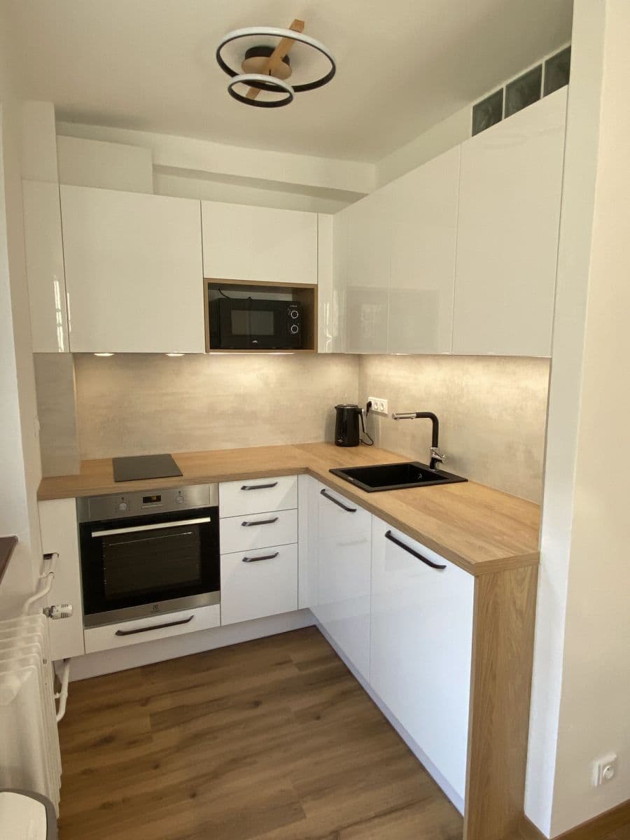 flat to rent, 26 m², Hrusická, Prague, Prague