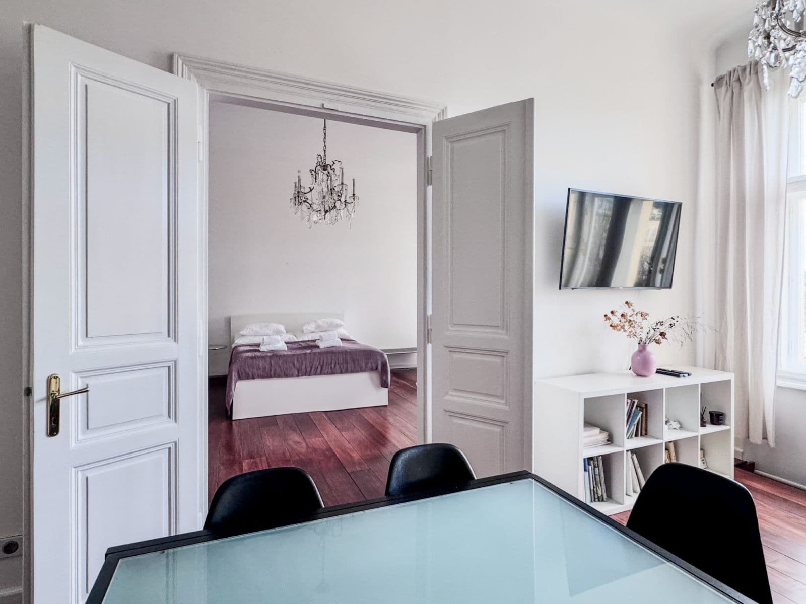 flat to rent, 80 m², Masarykovo nábřeží, Prague, Prague