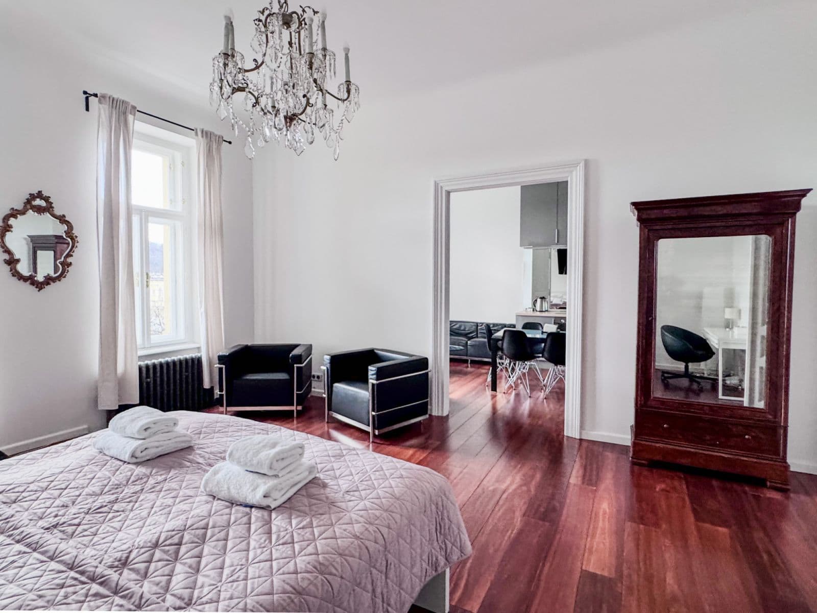 flat to rent, 80 m², Masarykovo nábřeží, Prague, Prague