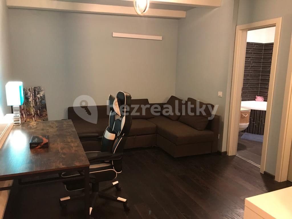 flat to rent, 125 m², Karlovo náměstí, Prague, Prague