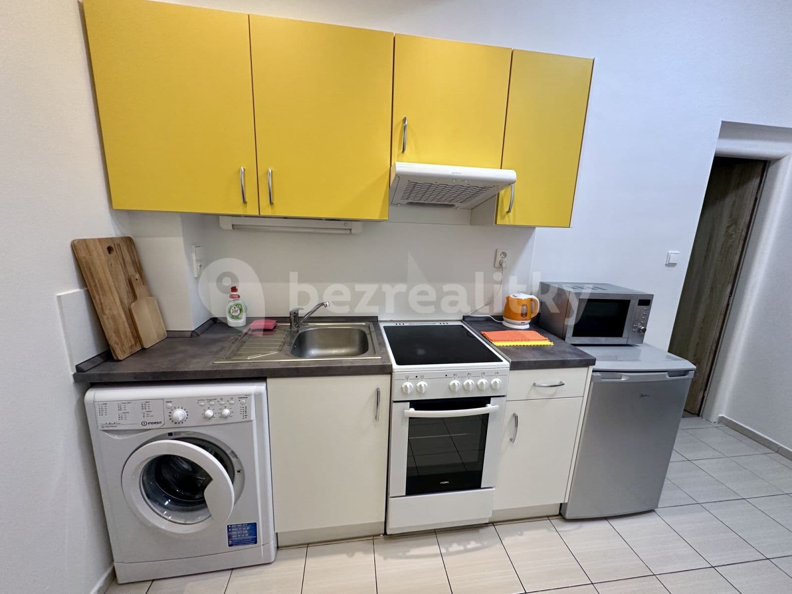 flat to rent, 35 m², V. Nejedlého, Prague, Prague