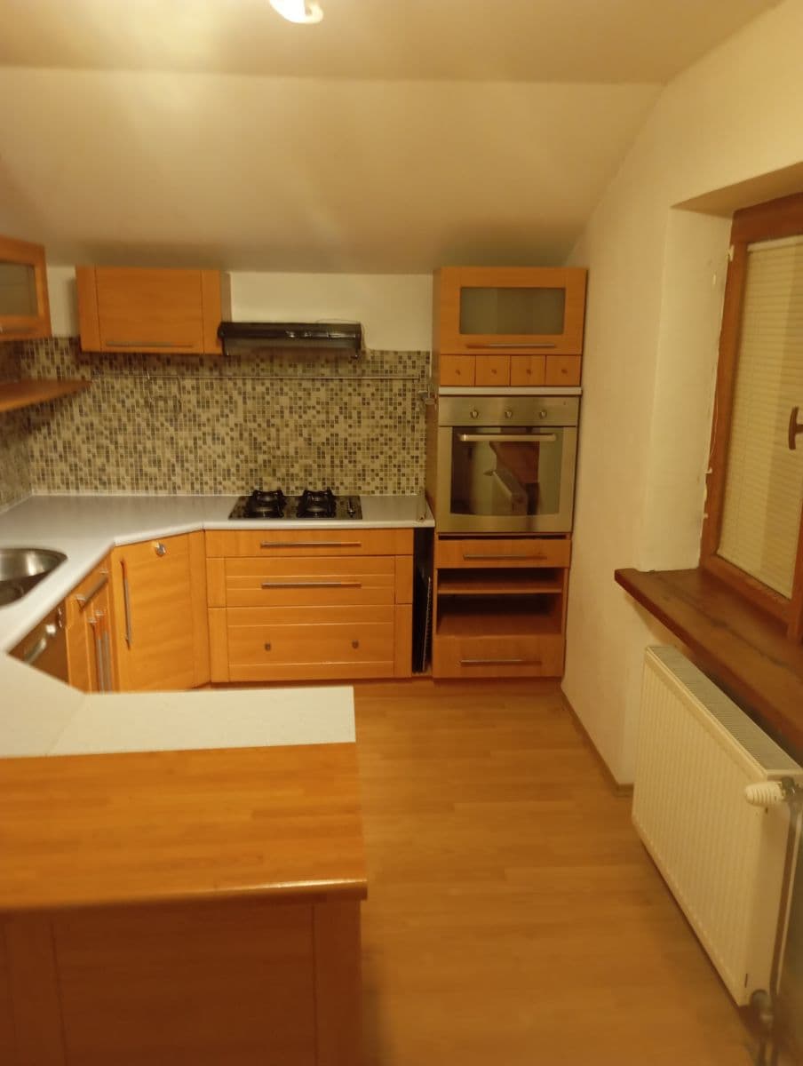 flat to rent, 120 m², Sološnícka b, Karlova Ves, Bratislavský Region