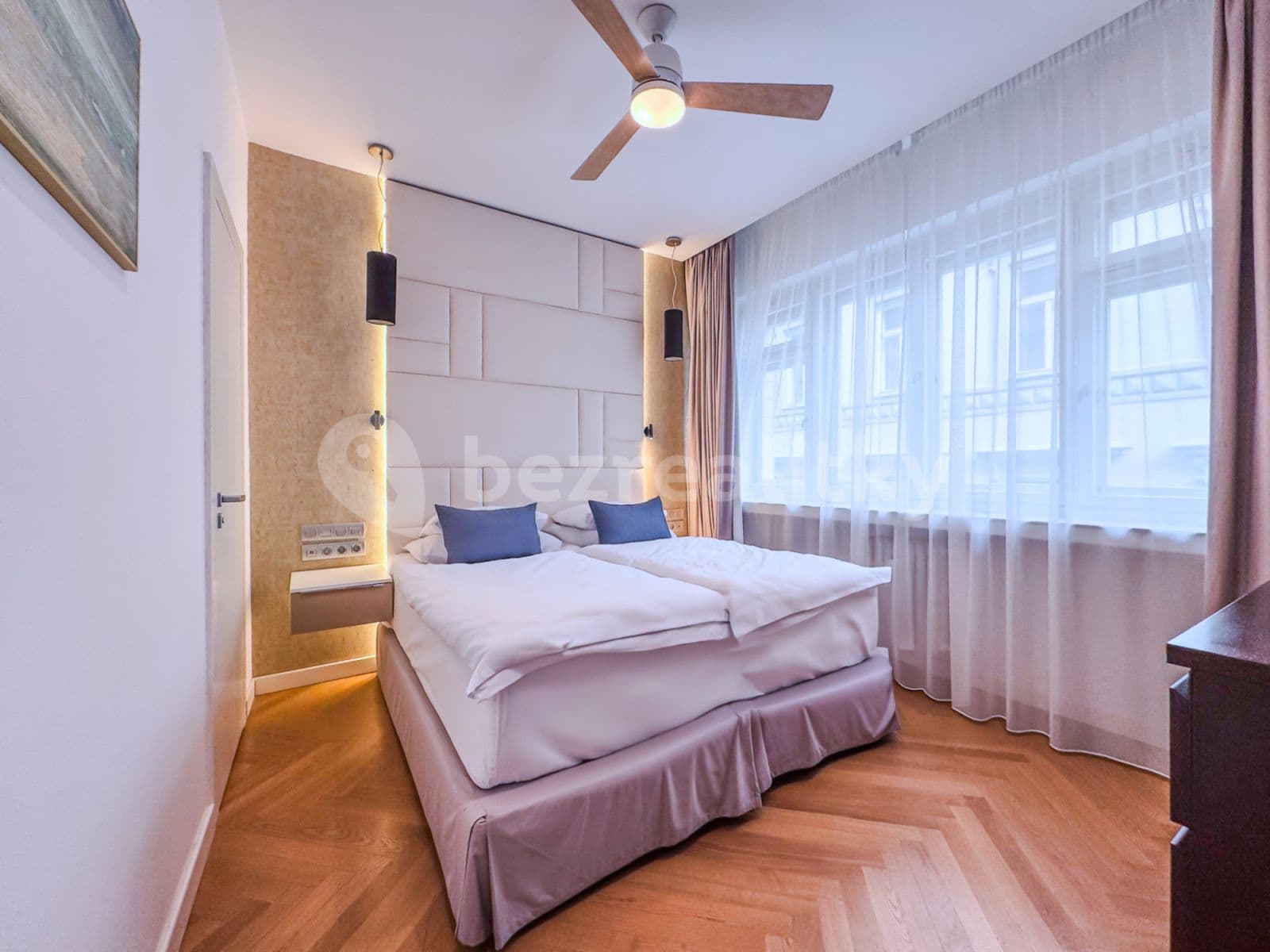 flat to rent, 112 m², Rybná, Prague, Prague