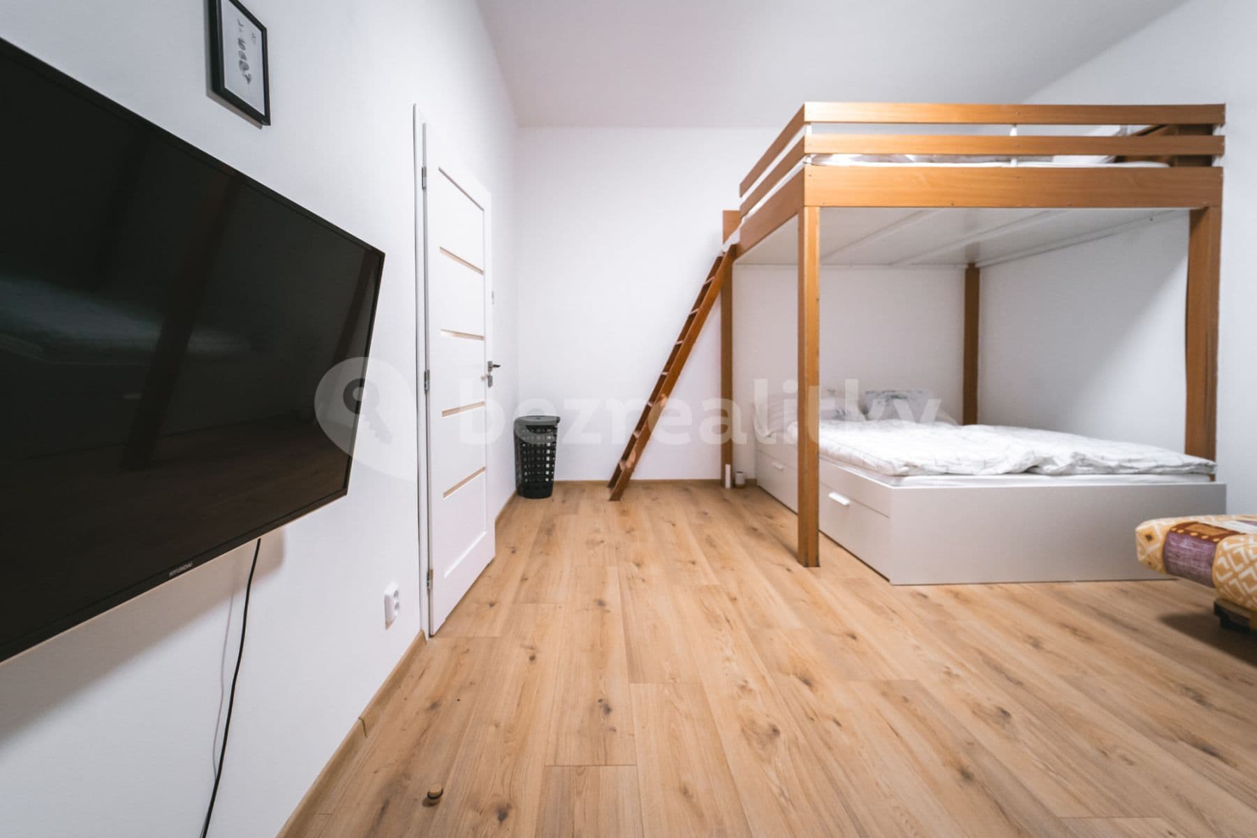 flat to rent, 55 m², Stupkova, Prague, Prague