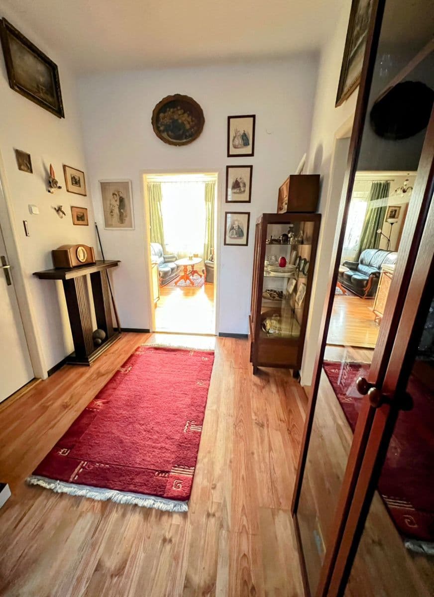 flat to rent, 85 m², Pod Štěpem, Prague, Prague