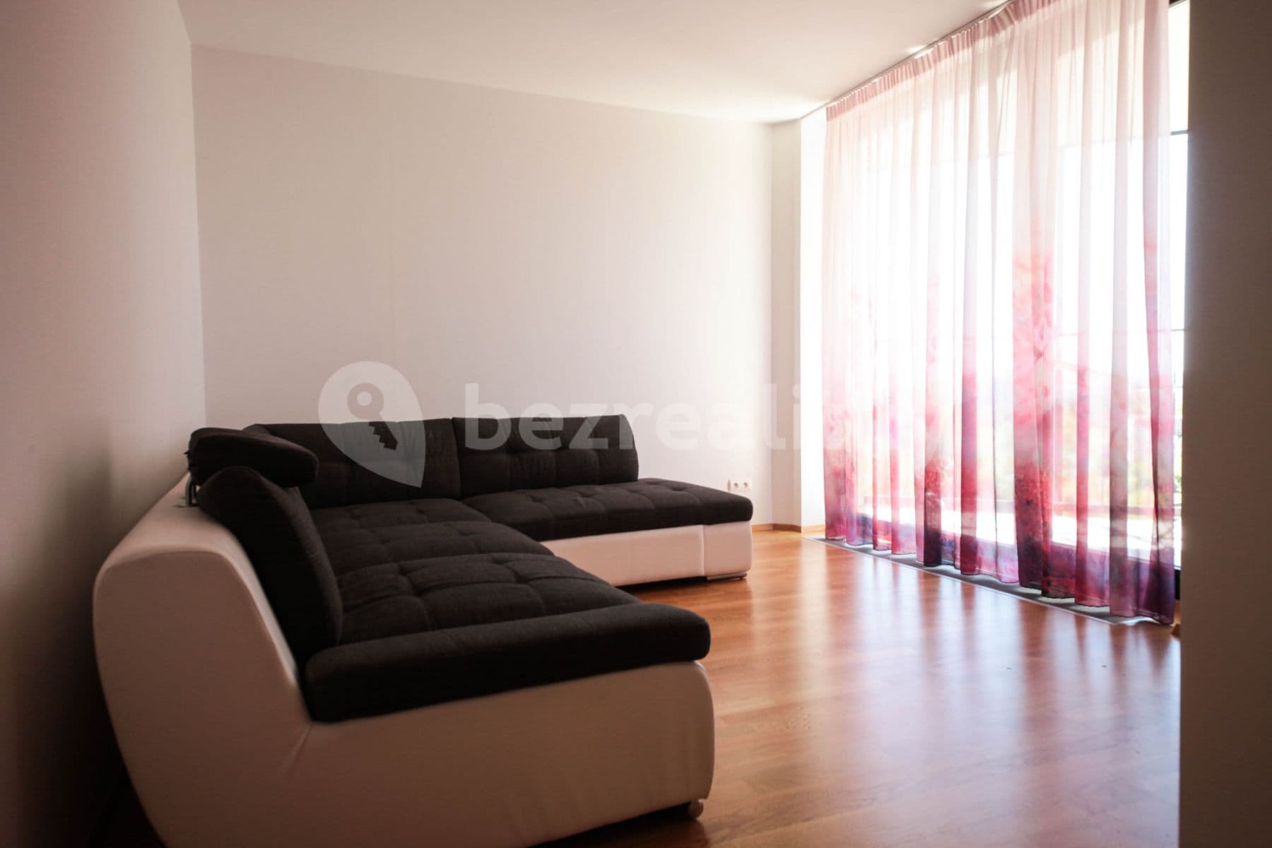 flat to rent, 100 m², Ke Kapslovně, Prague, Prague