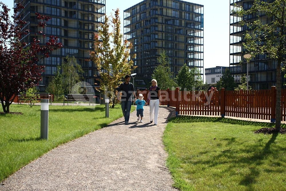 flat to rent, 100 m², Ke Kapslovně, Prague, Prague