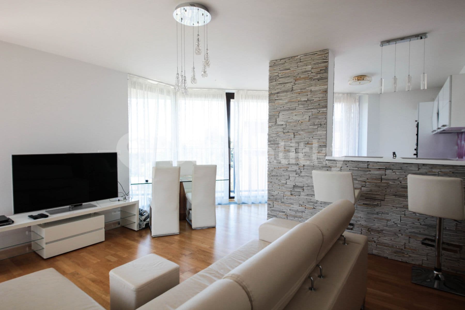 flat to rent, 100 m², Ke Kapslovně, Prague, Prague
