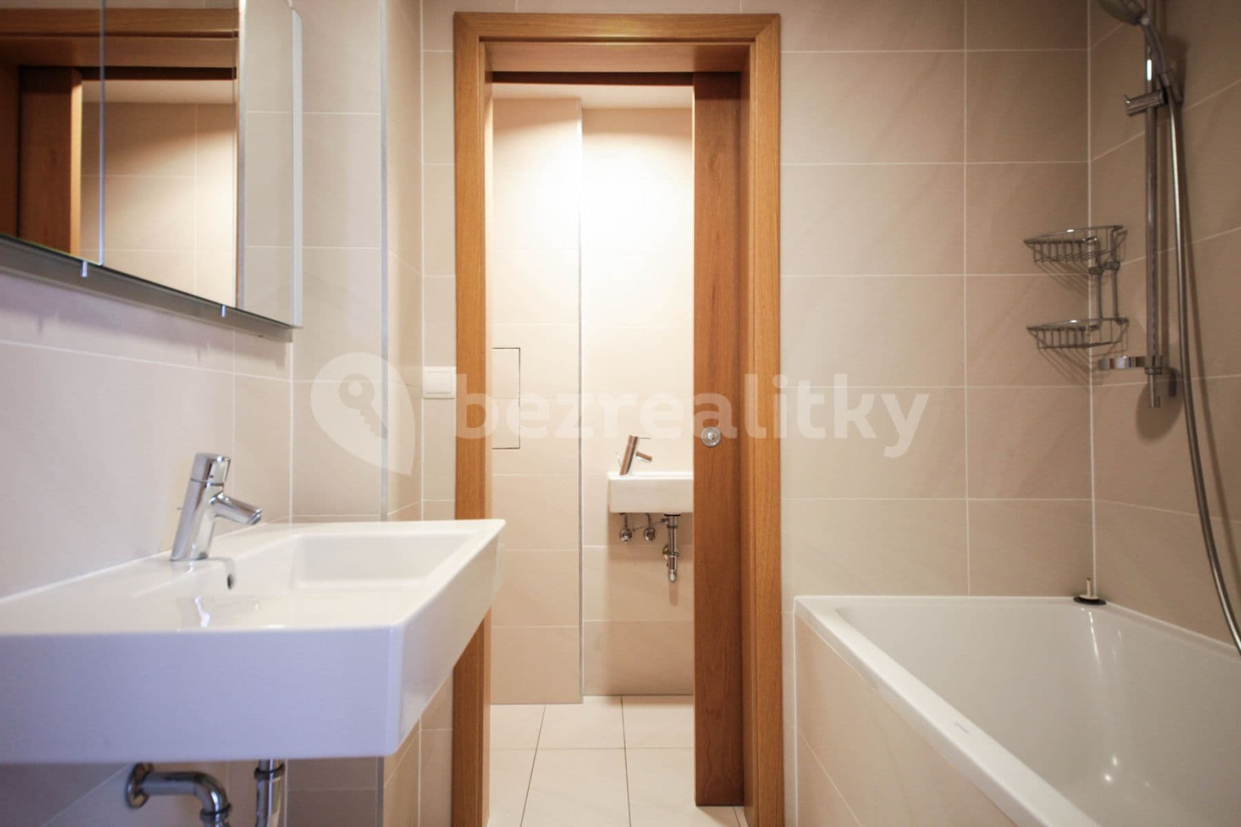 flat to rent, 100 m², Ke Kapslovně, Prague, Prague
