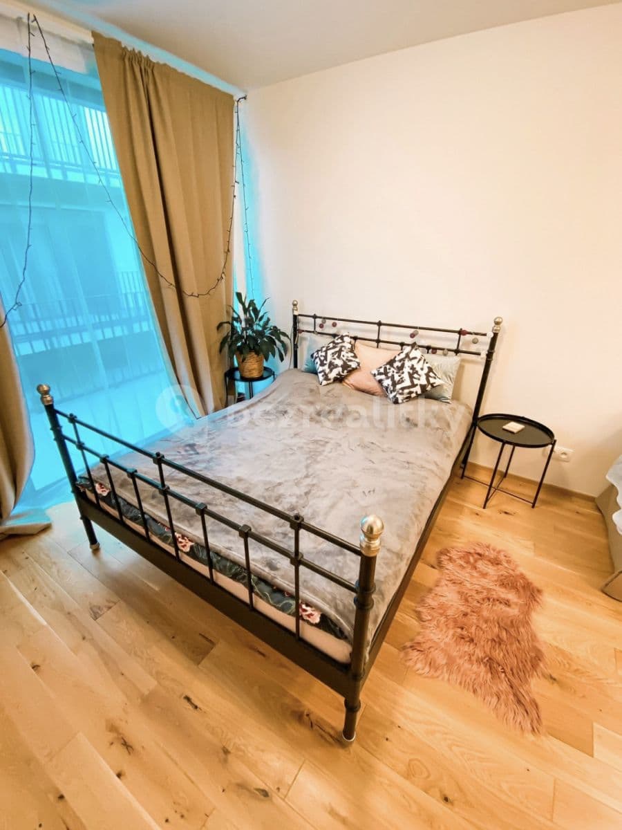 flat to rent, 30 m², Na Valentince, Prague, Prague