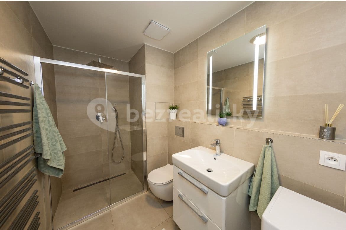 flat to rent, 30 m², Na Valentince, Prague, Prague