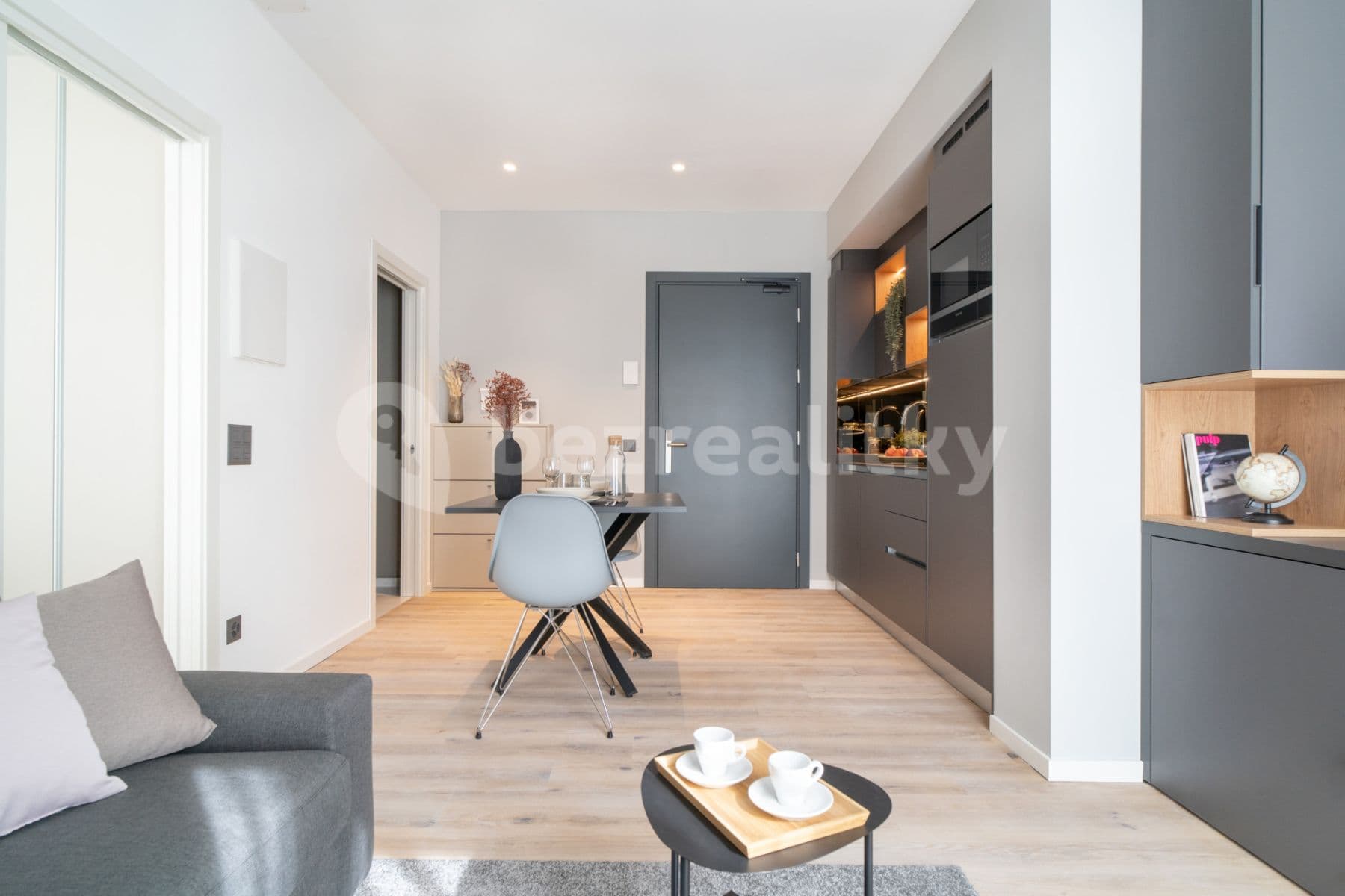 flat to rent, 45 m², Legerova, Prague, Prague