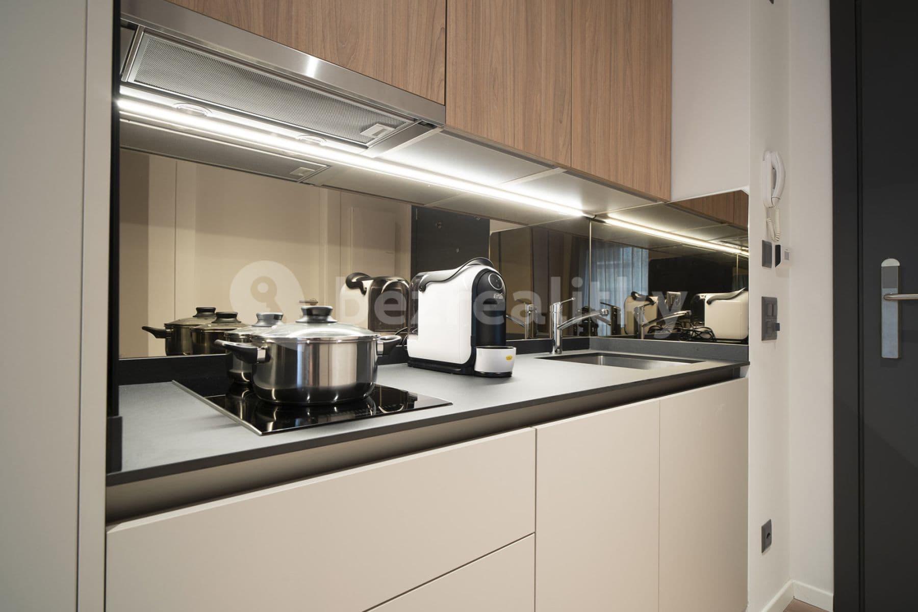flat to rent, 30 m², Legerova, Prague, Prague