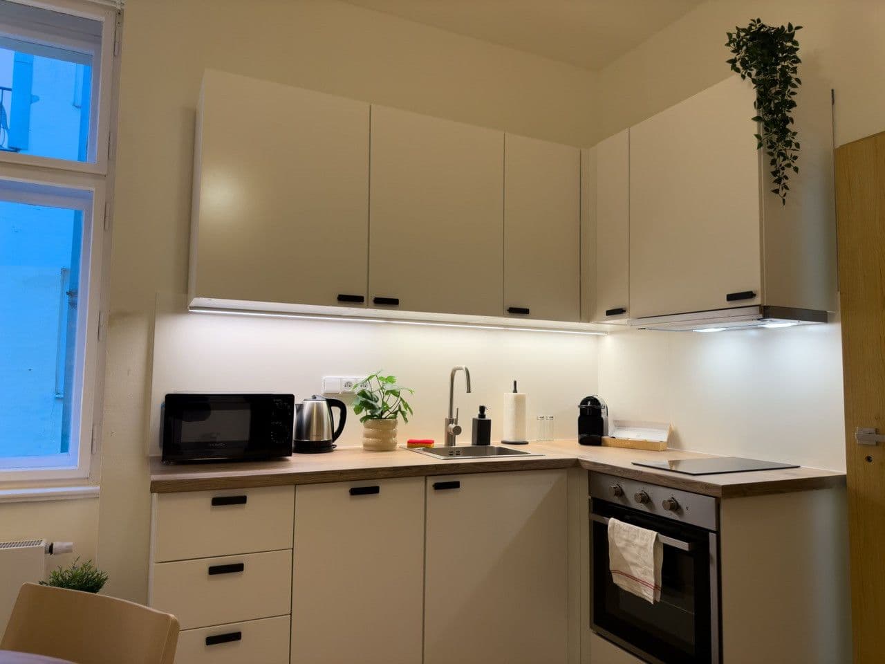 flat to rent, 100 m², Londýnská, Prague, Prague