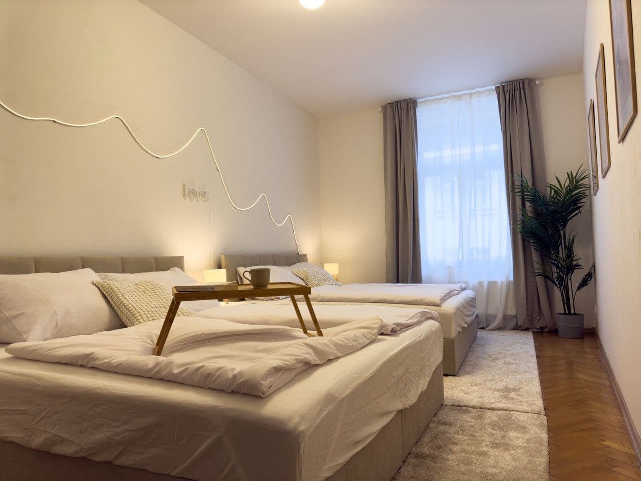 flat to rent, 100 m², Londýnská, Prague, Prague