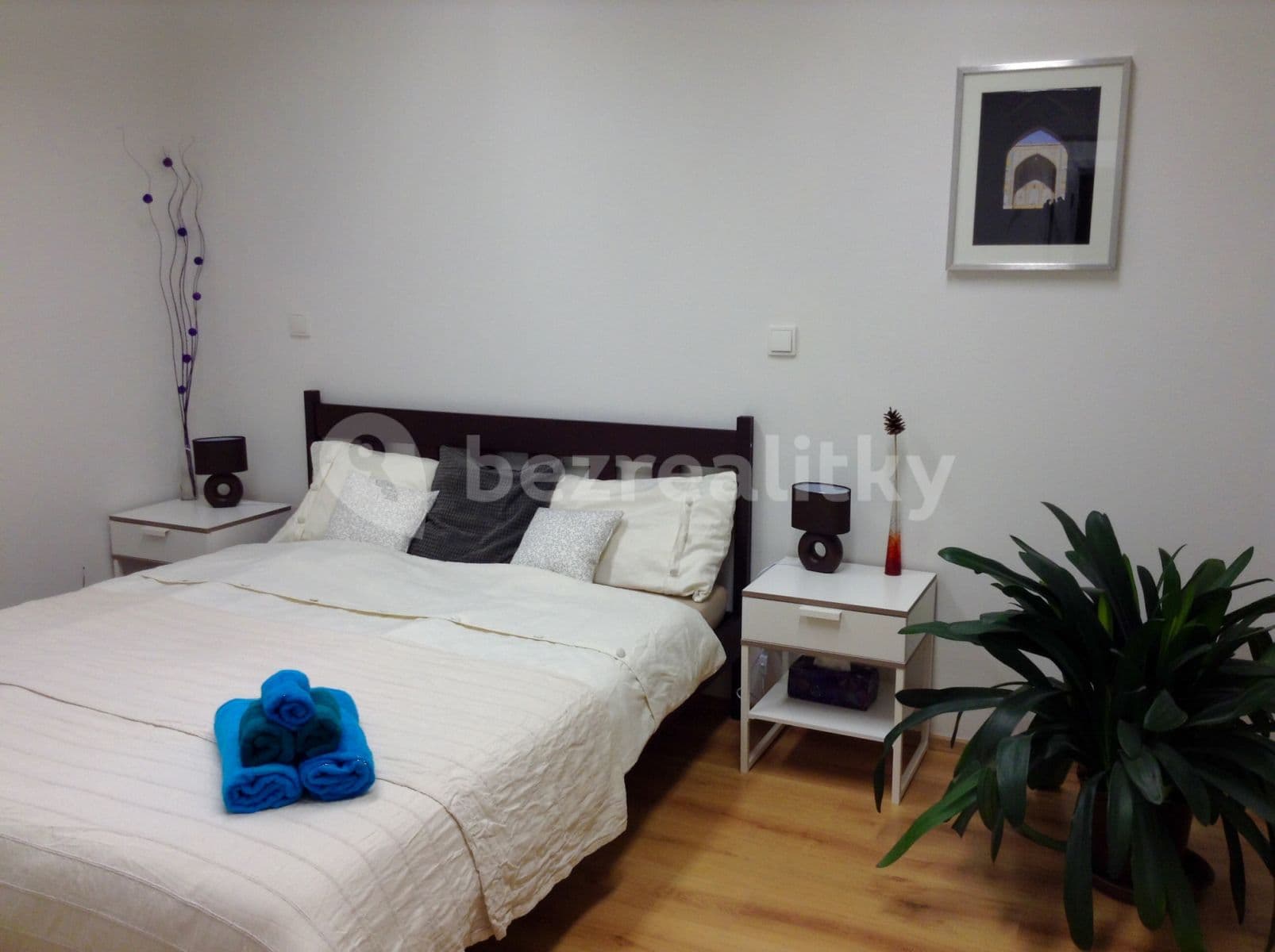 flat to rent, 35 m², Dvacátého osmého pluku, Prague, Prague