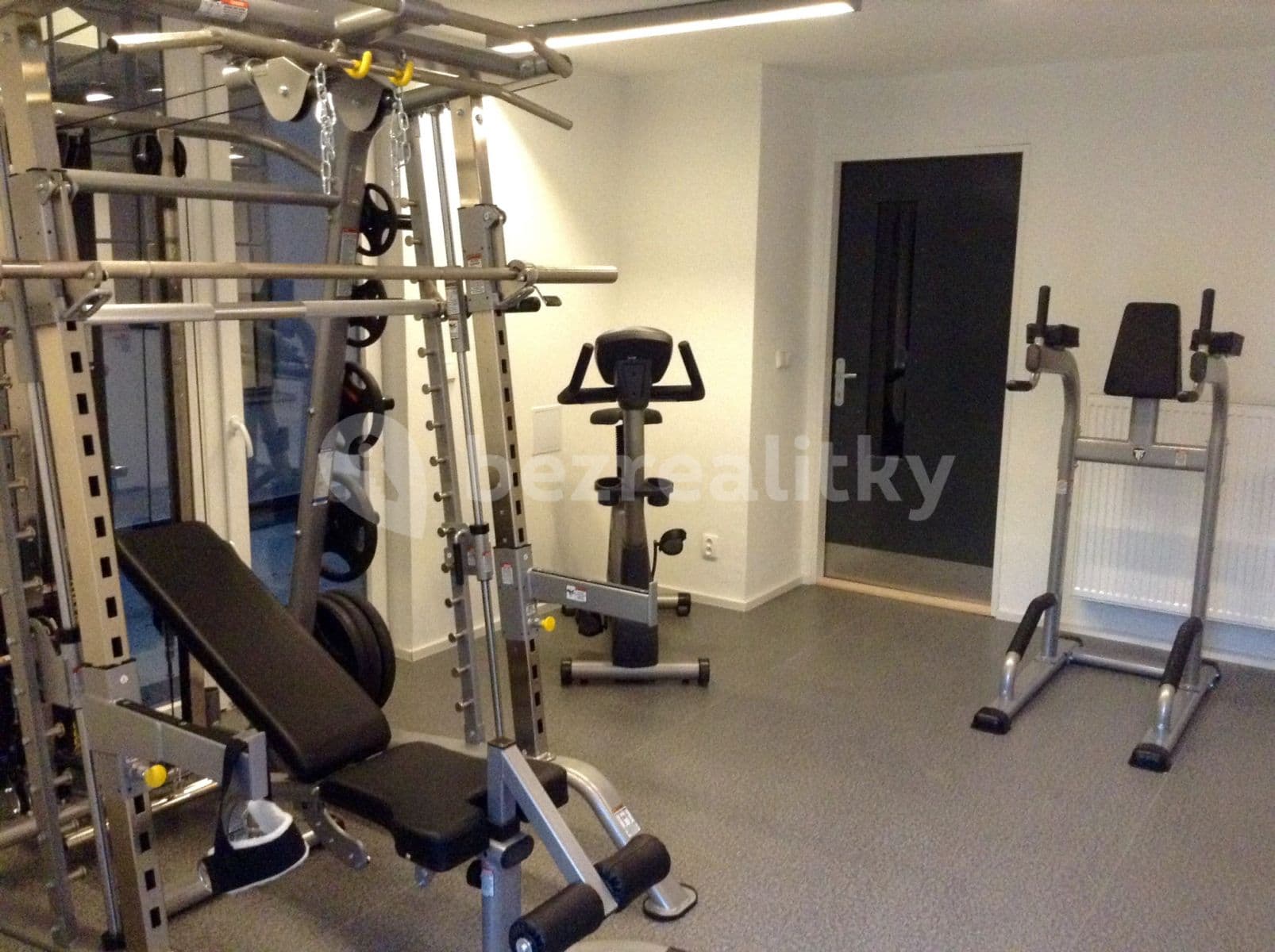 flat to rent, 35 m², Dvacátého osmého pluku, Prague, Prague