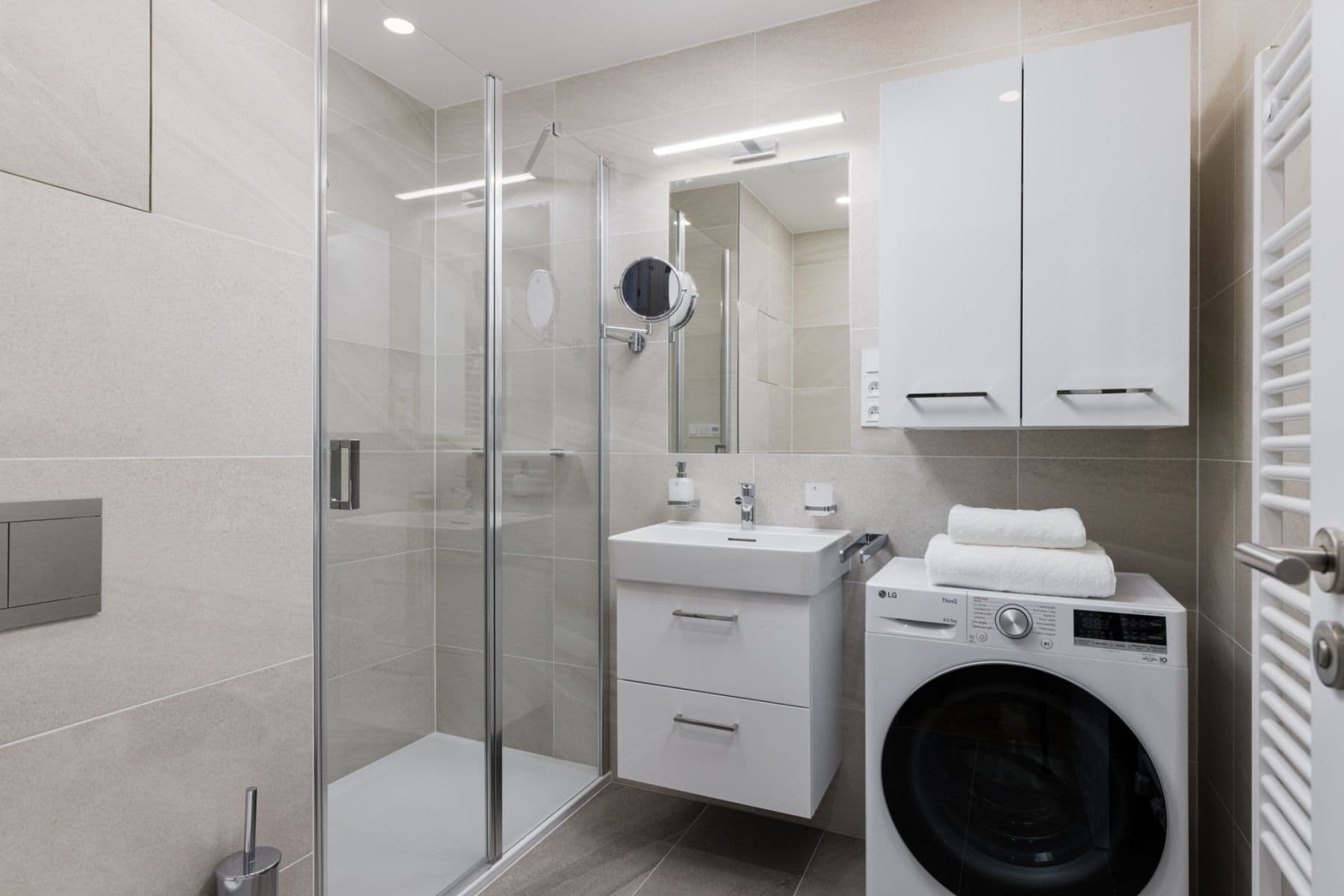 flat to rent, 43 m², Závišova, Prague, Prague