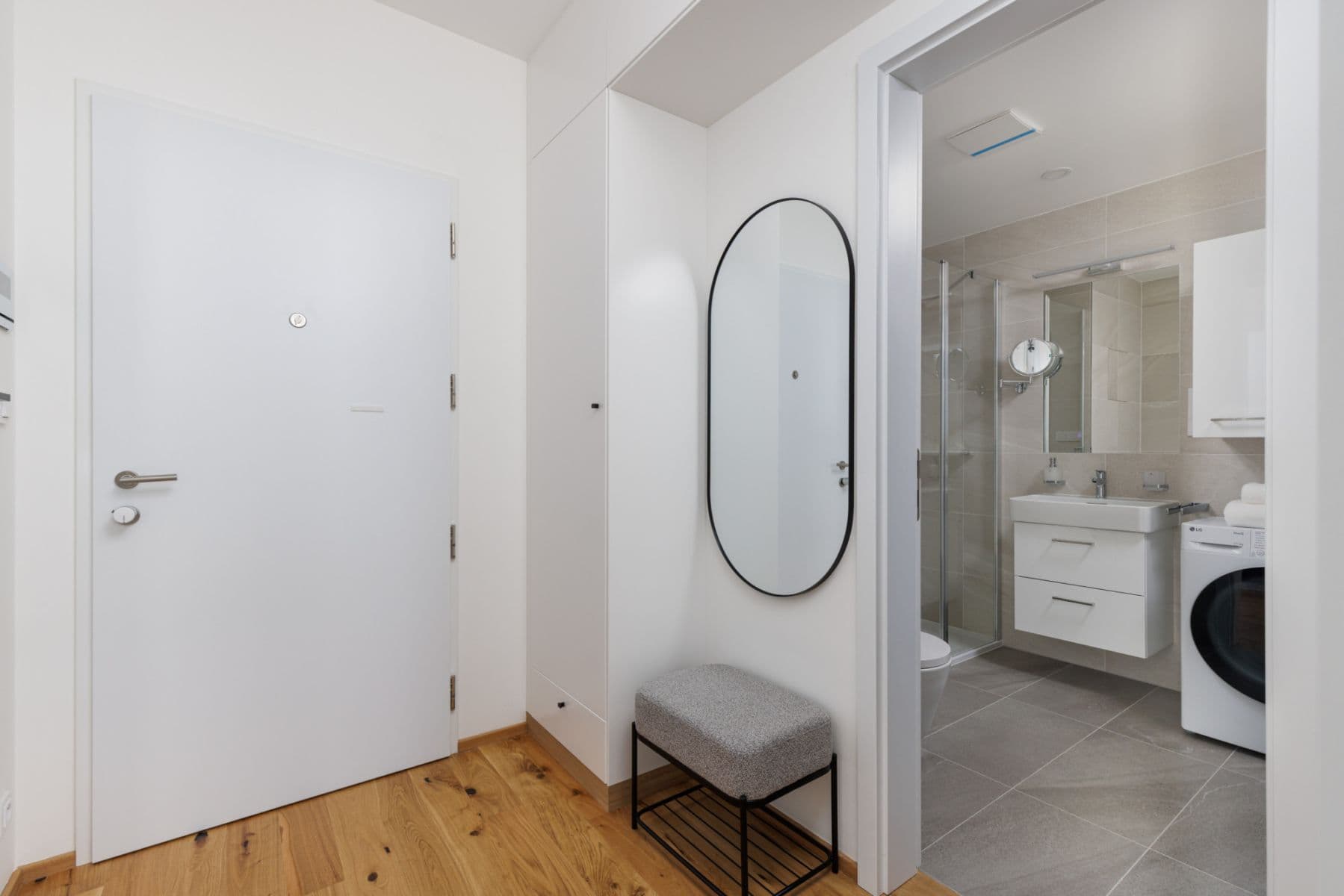 flat to rent, 43 m², Závišova, Prague, Prague