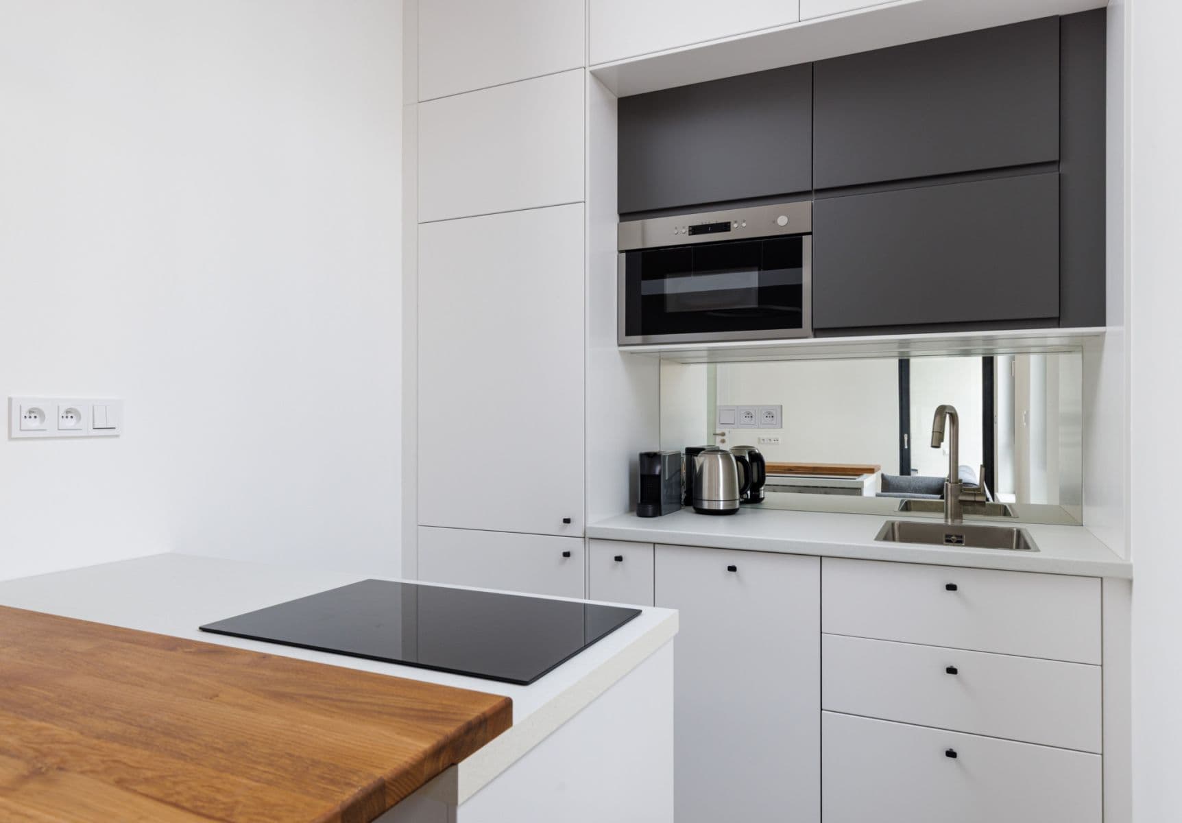 flat to rent, 43 m², Závišova, Prague, Prague