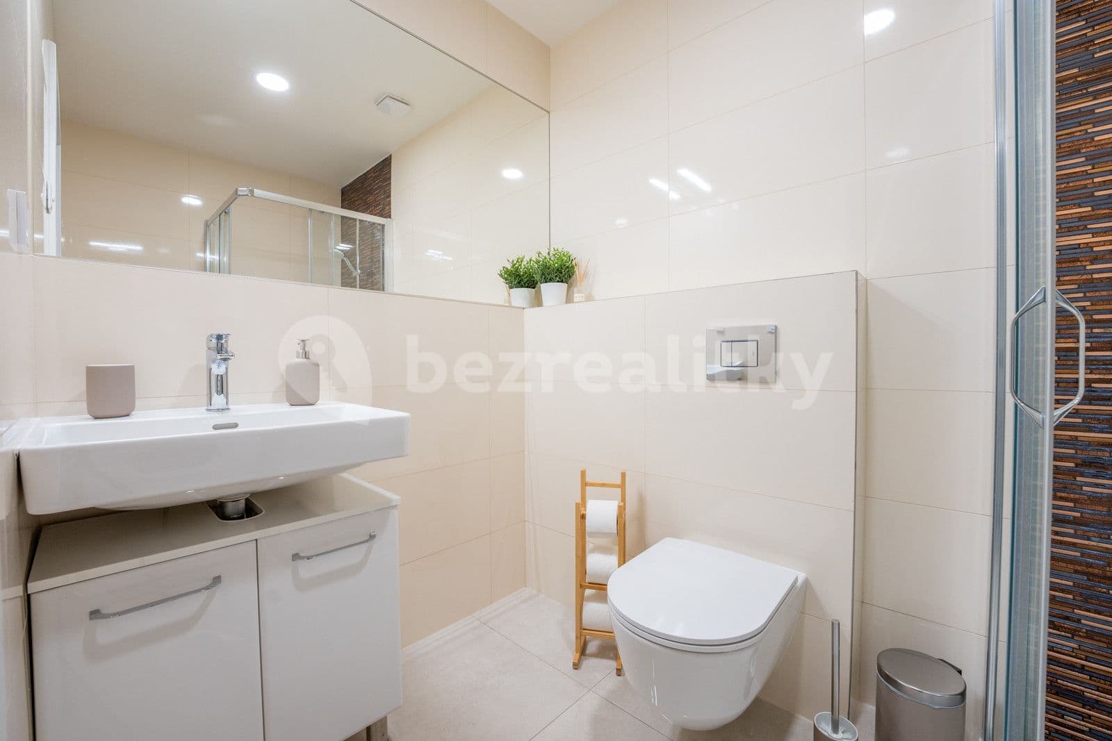 flat to rent, 30 m², Petrská, Prague, Prague